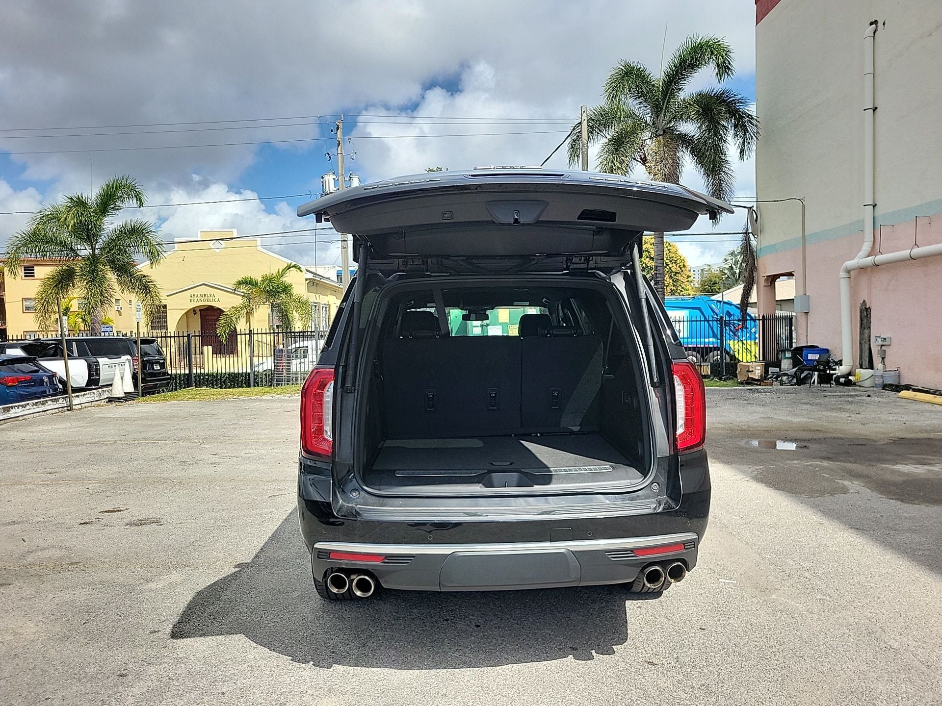 2024 GMC Yukon XL Denali