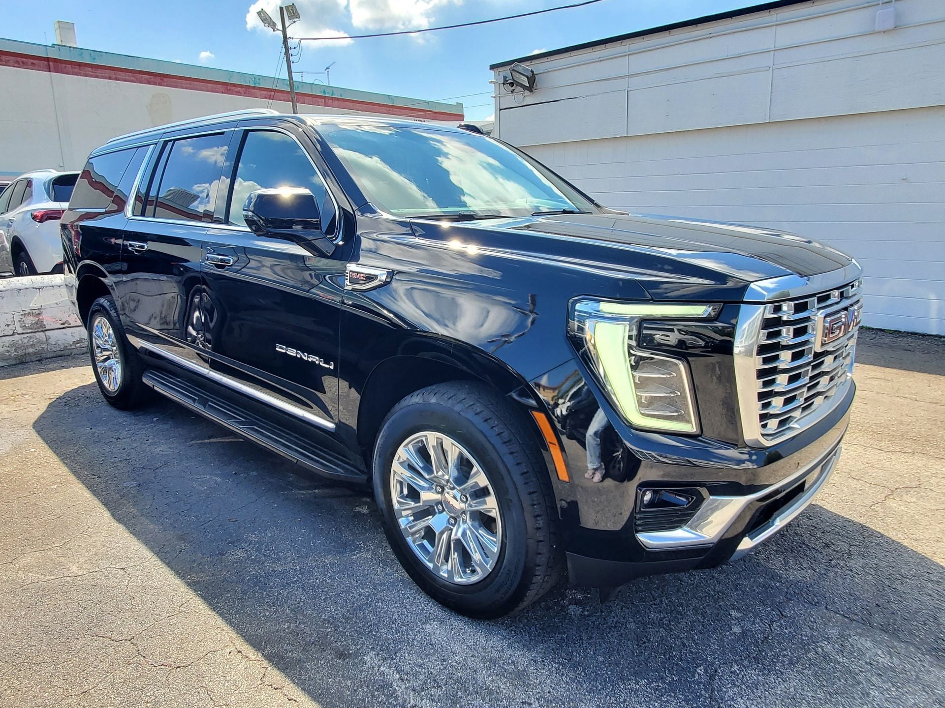 2025 GMC Yukon XL Denali