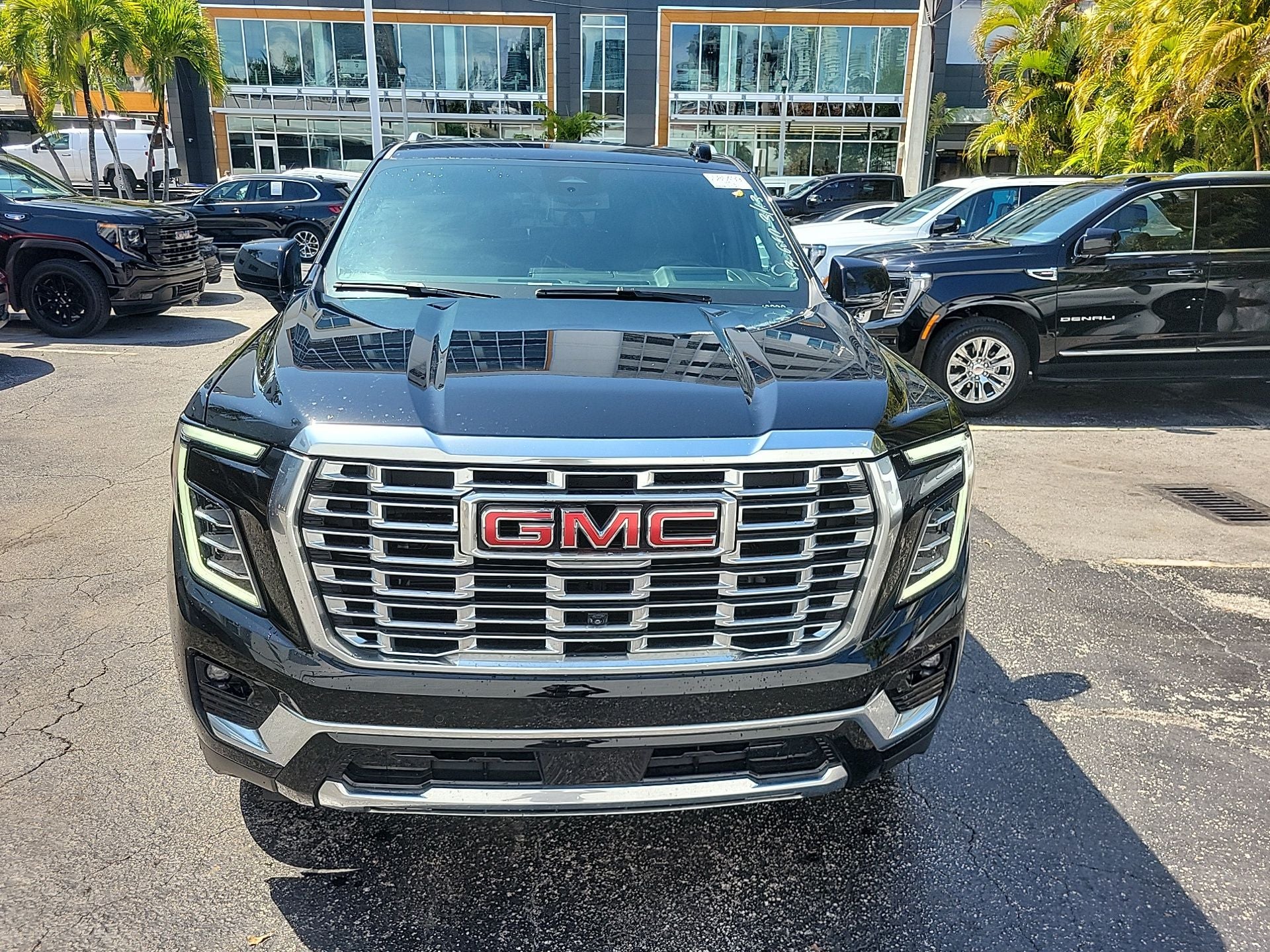 2025 GMC Yukon XL Denali