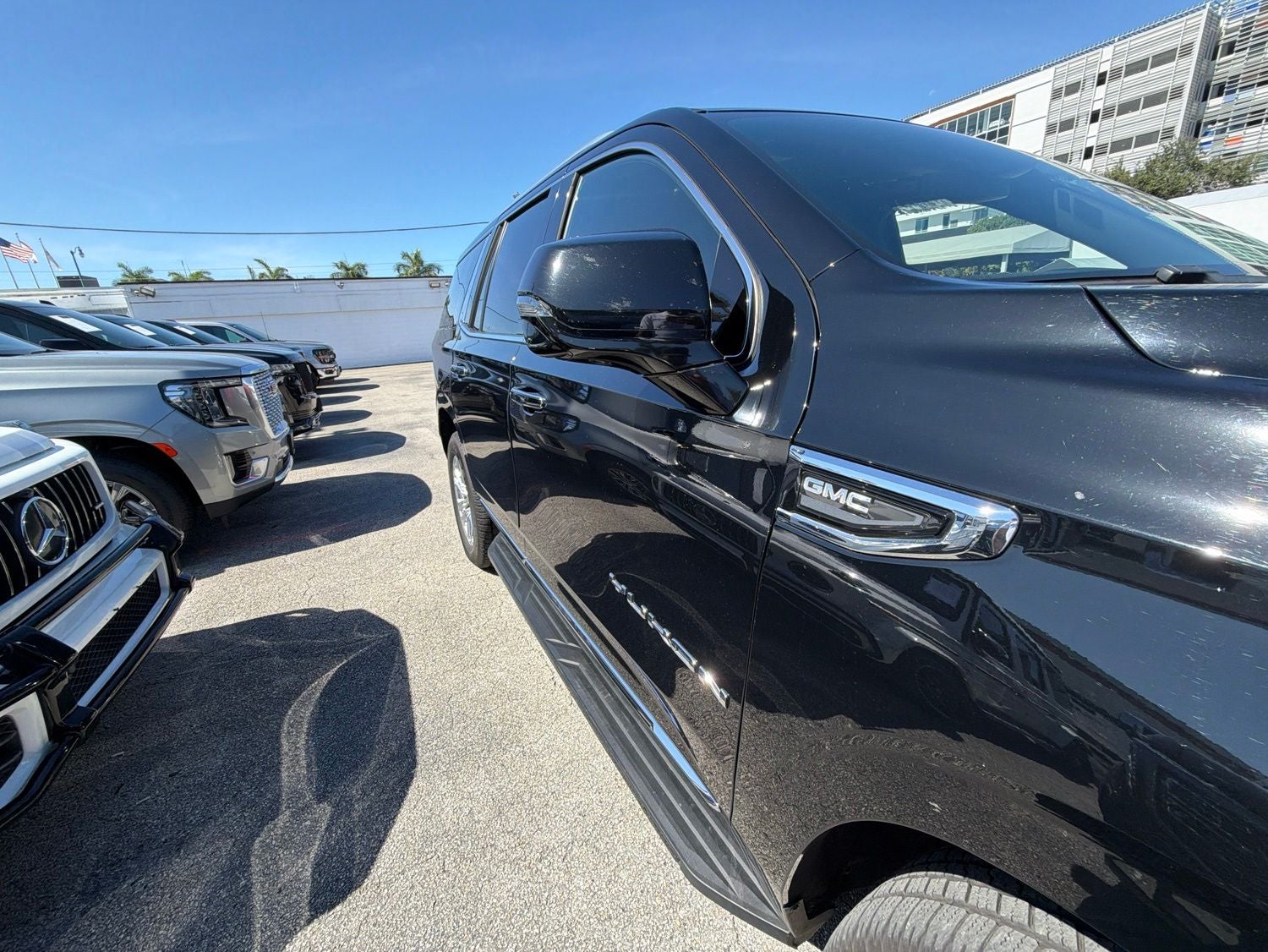 2021 GMC Yukon SLT