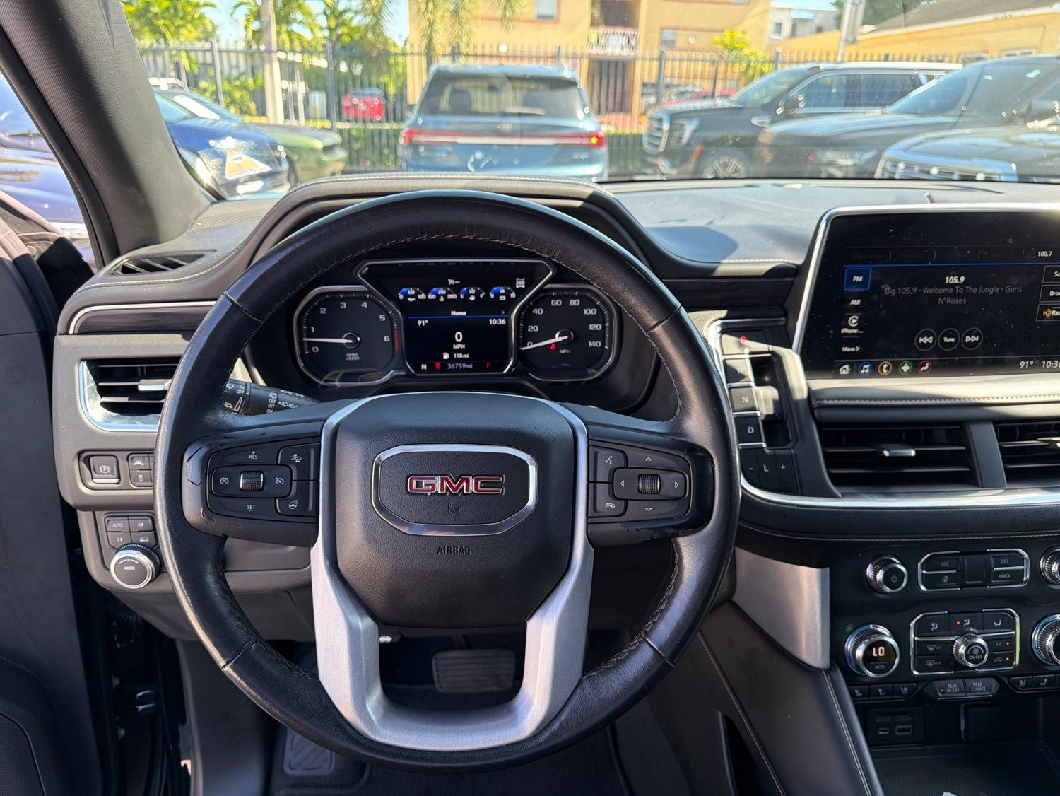 2021 GMC Yukon SLT