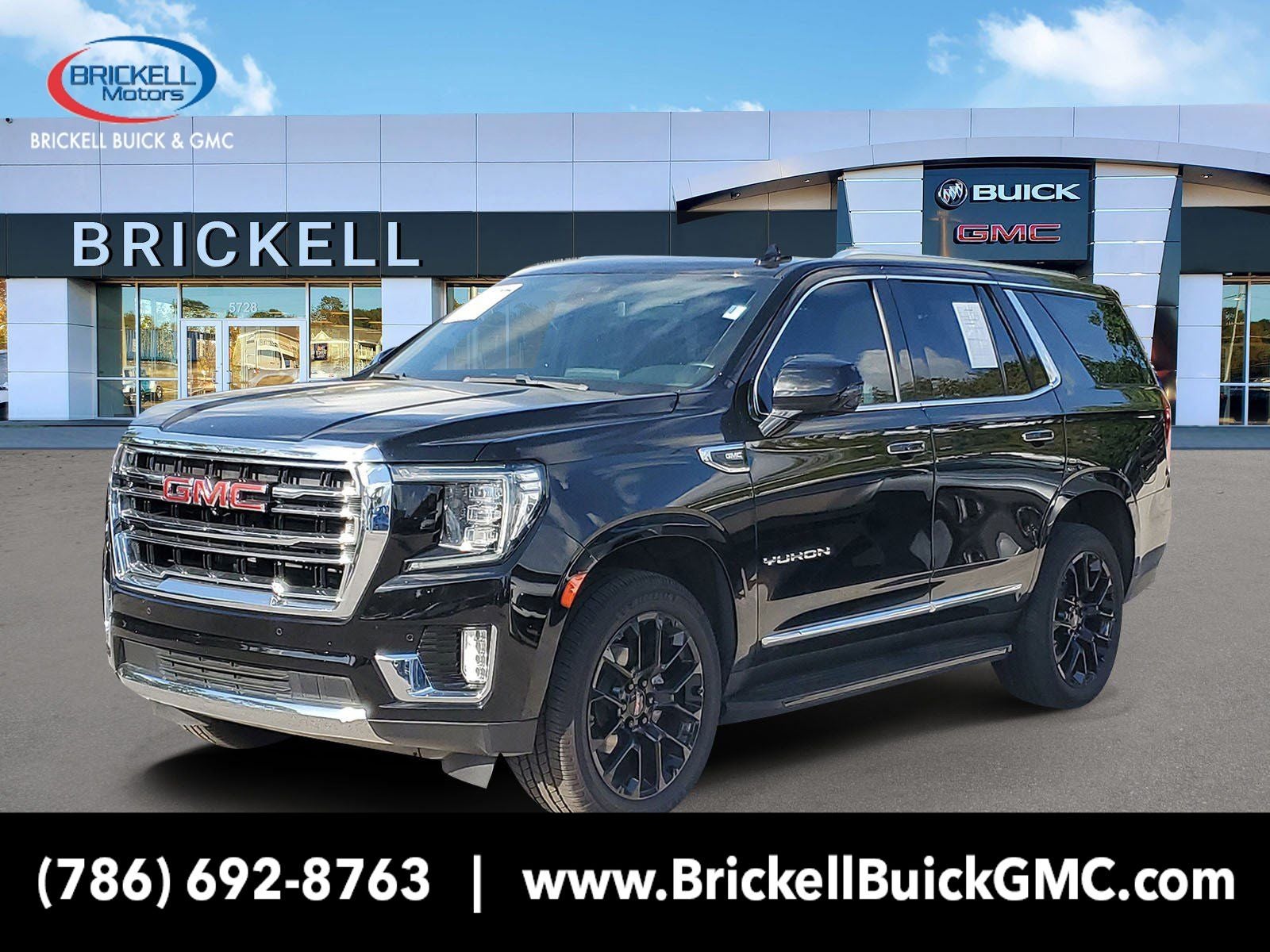 2023 GMC Yukon SLT