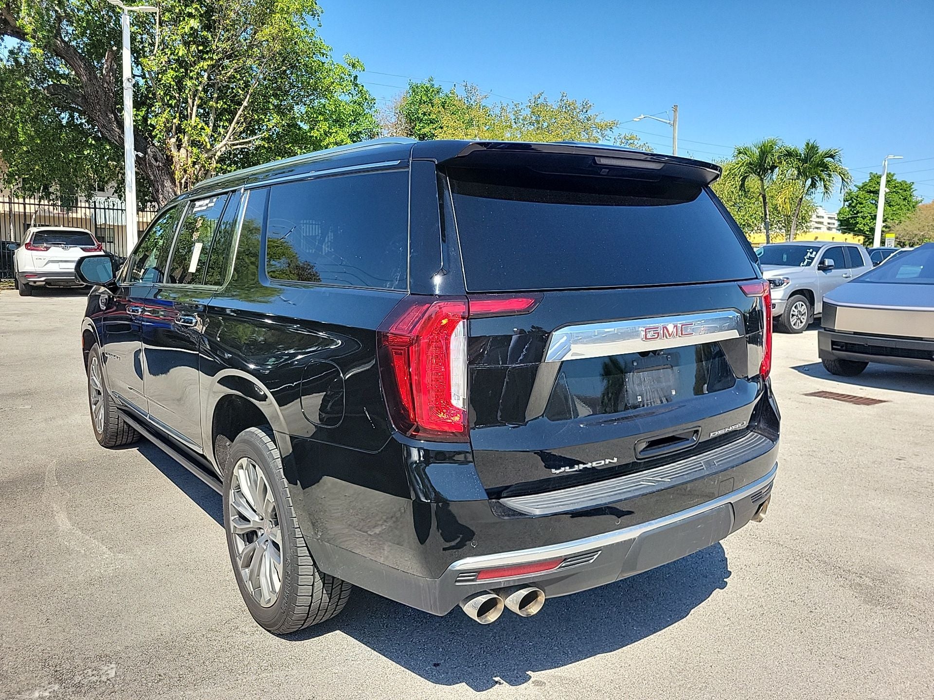 2023 GMC Yukon XL Denali