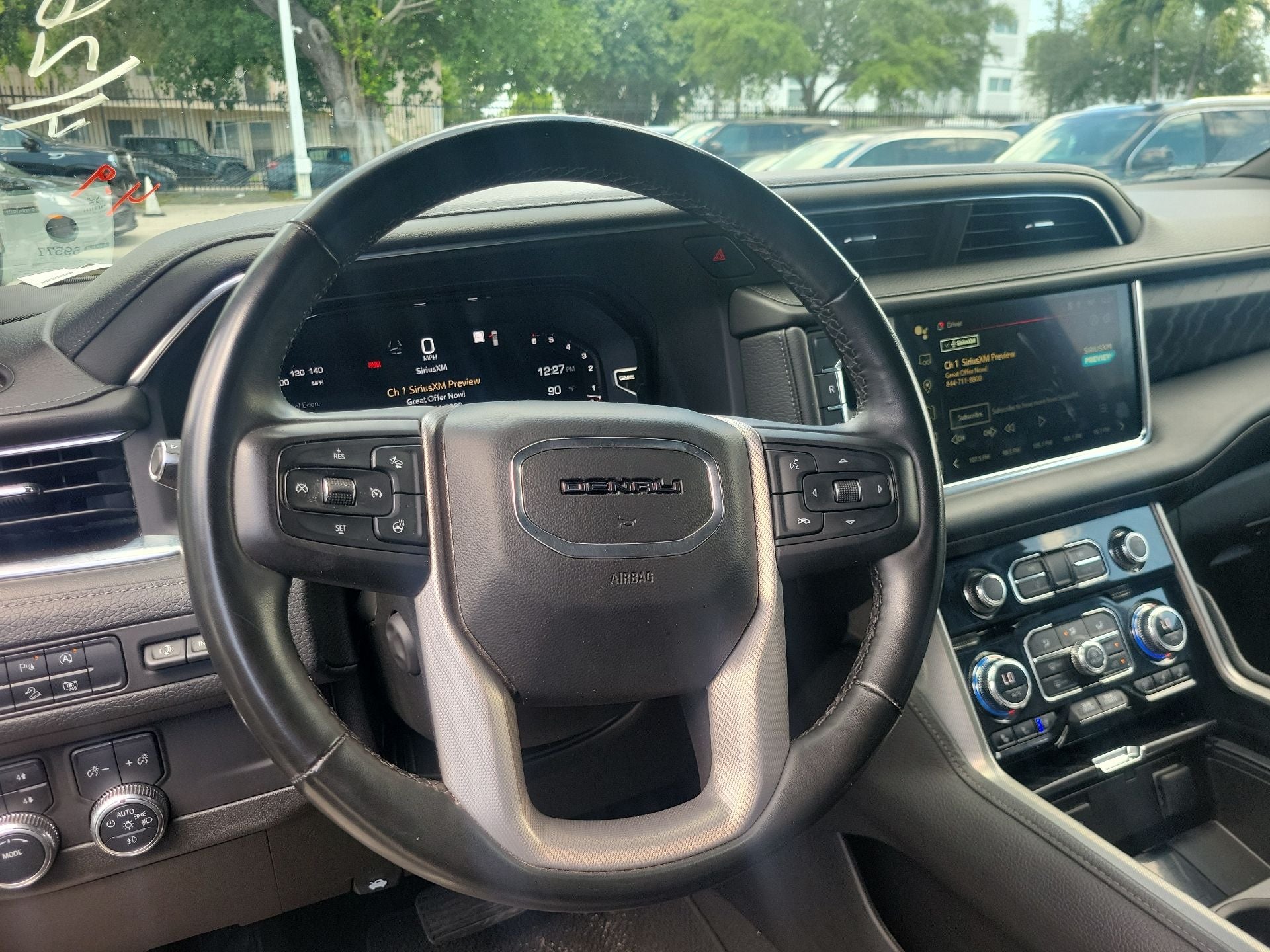 2023 GMC Yukon XL Denali