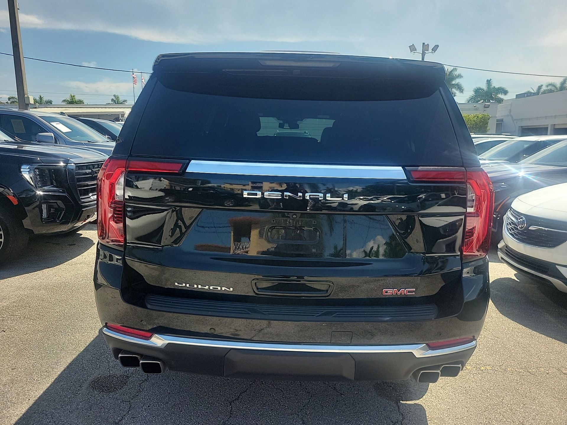 2025 GMC Yukon XL Denali