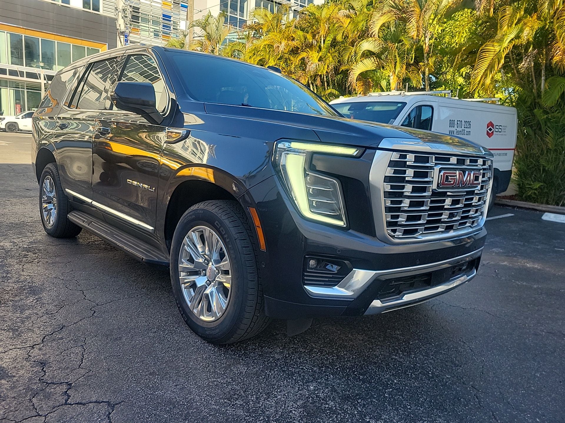 2025 GMC Yukon XL Denali