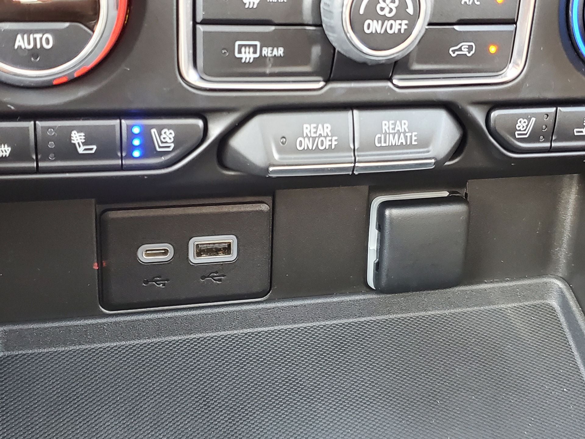 2022 Chevrolet Tahoe High Country