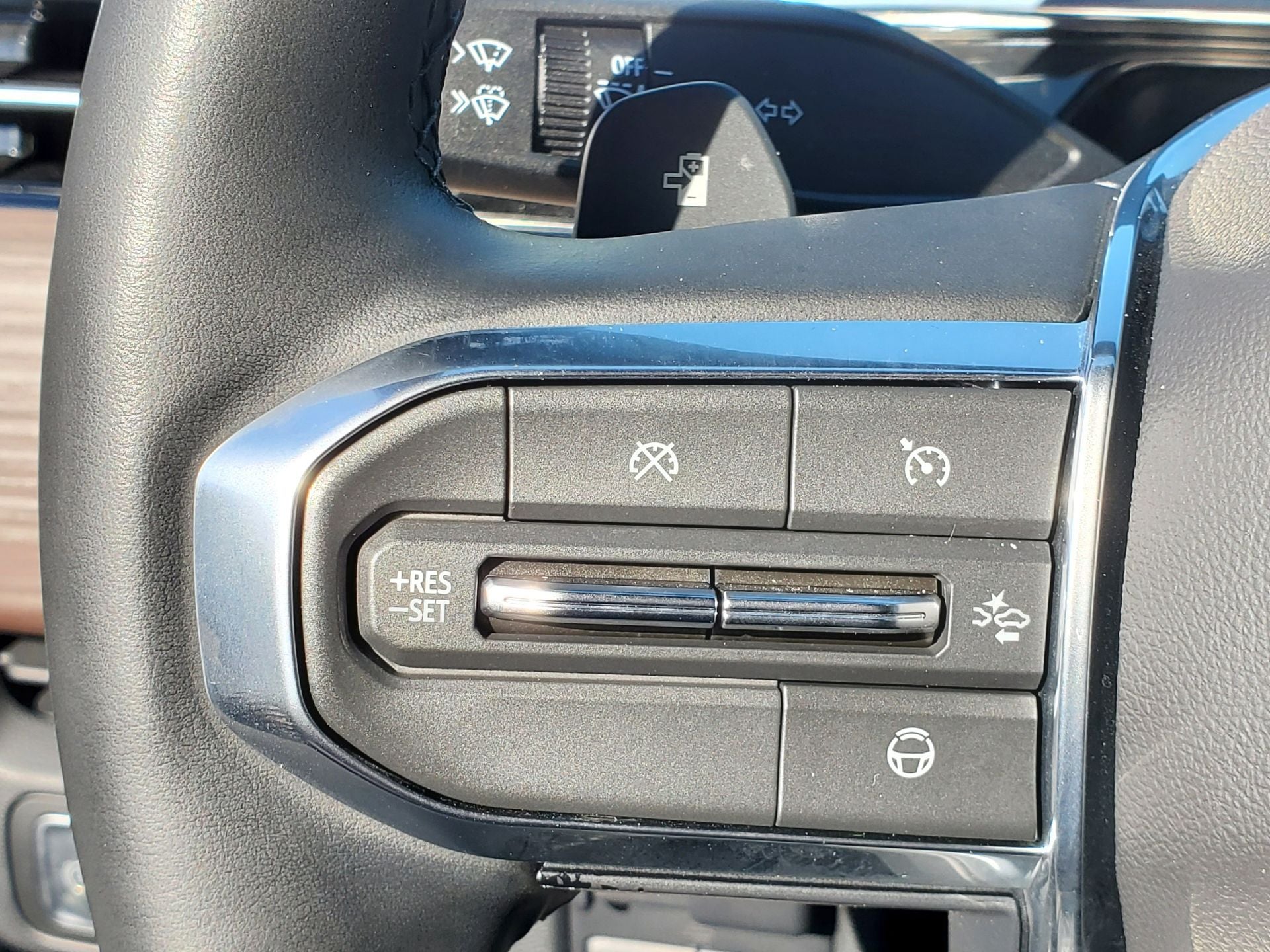 2024 GMC Sierra EV Denali Edition 1