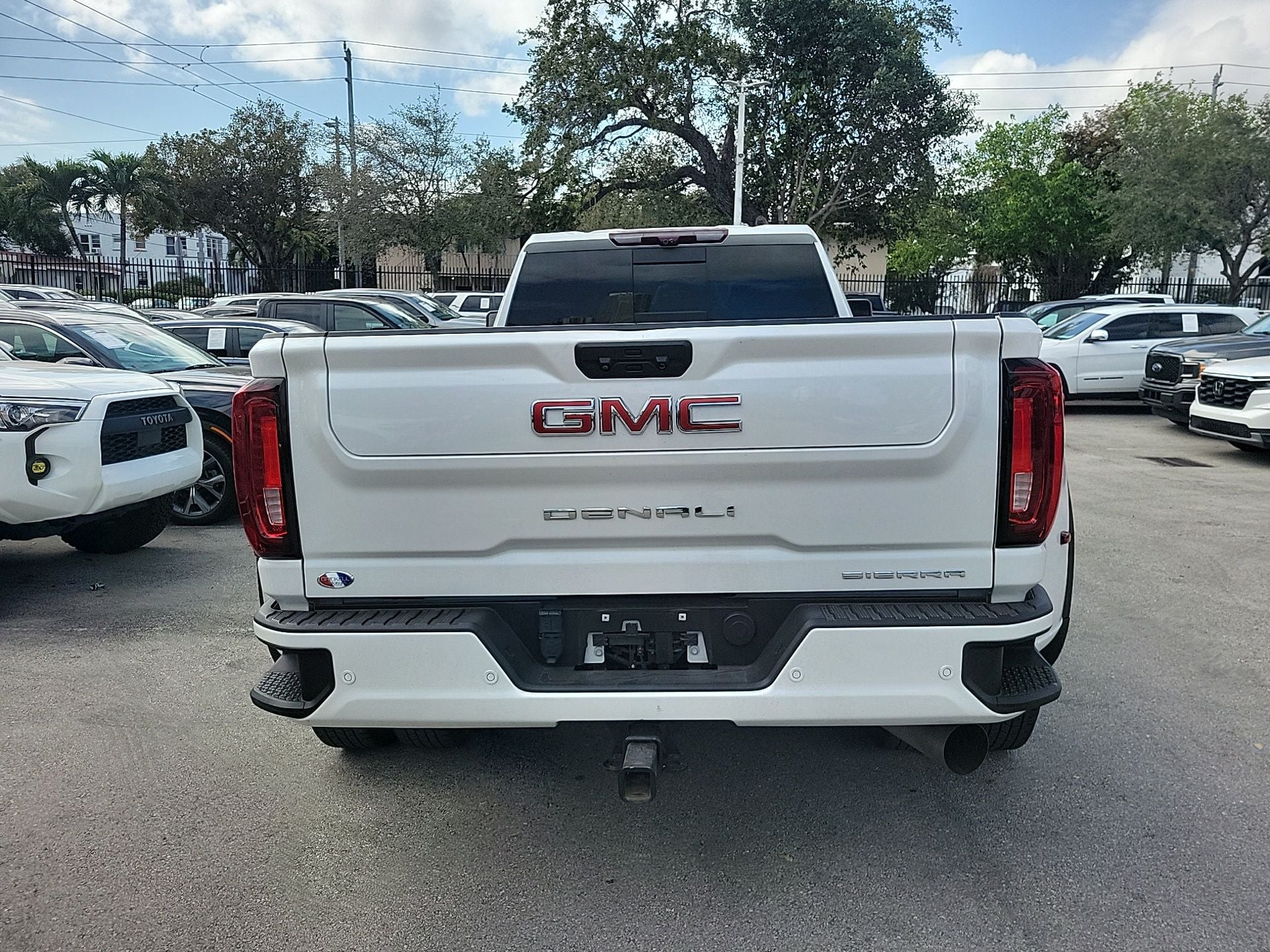 2023 GMC Sierra 3500HD Denali
