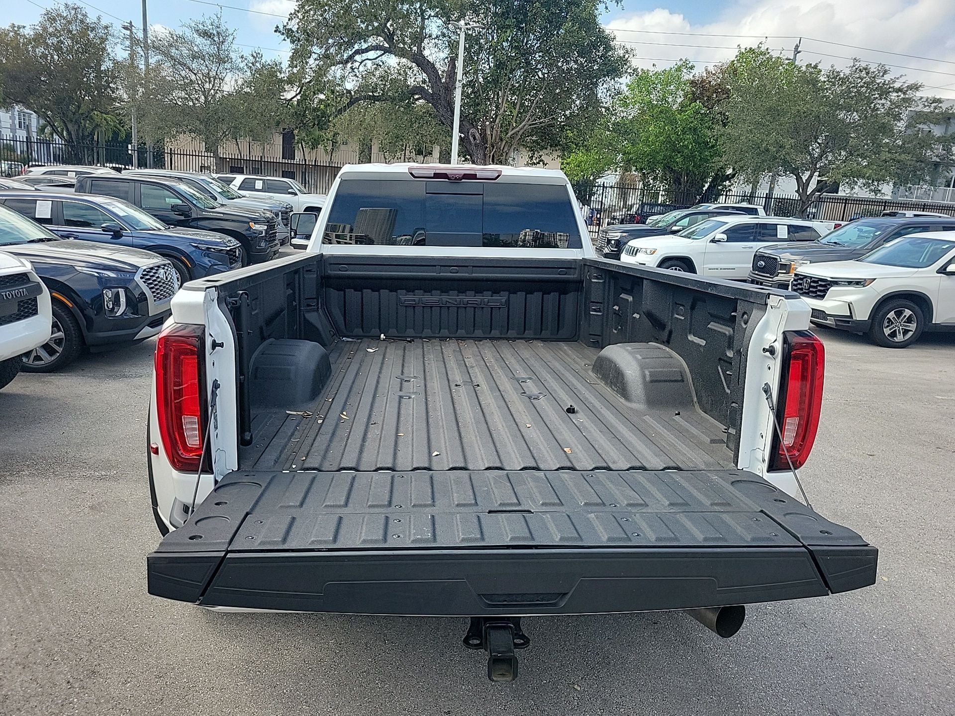 2023 GMC Sierra 3500HD Denali