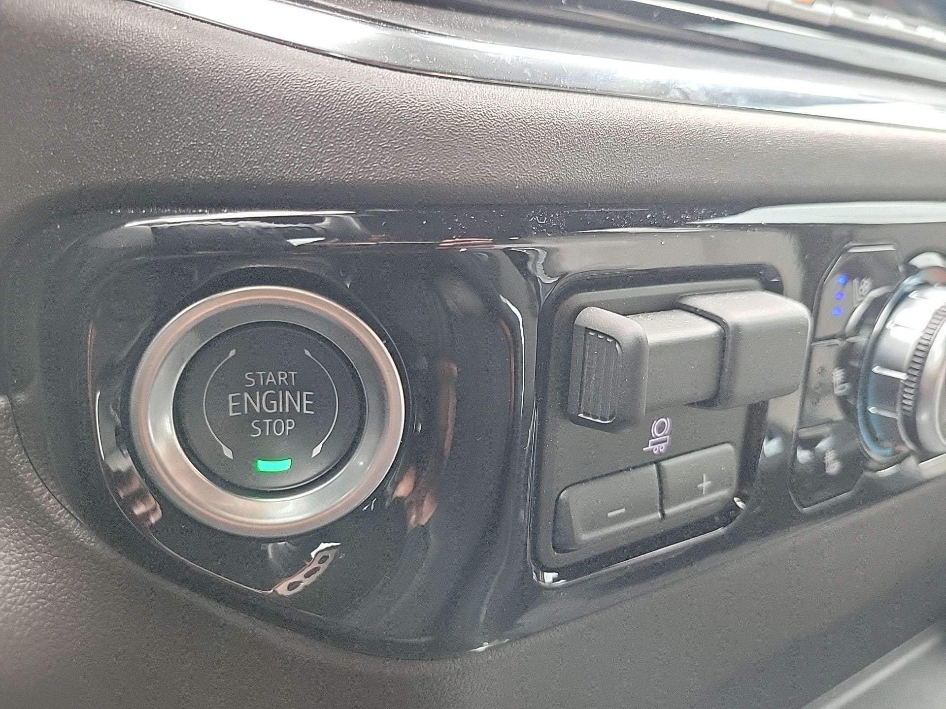 2025 GMC Sierra 2500HD SLT