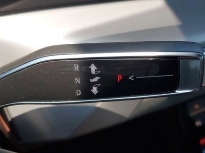 2026 Cadillac VISTIQ Platinum
