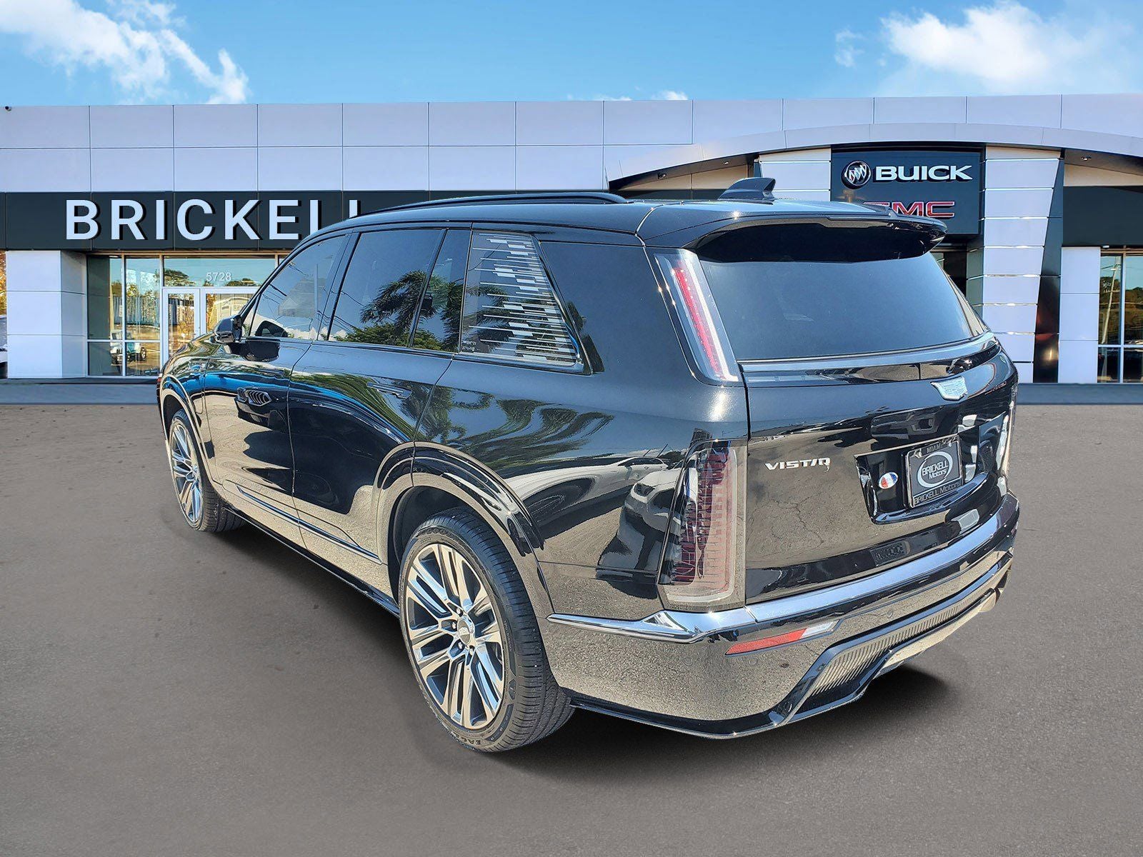 2026 Cadillac VISTIQ Platinum