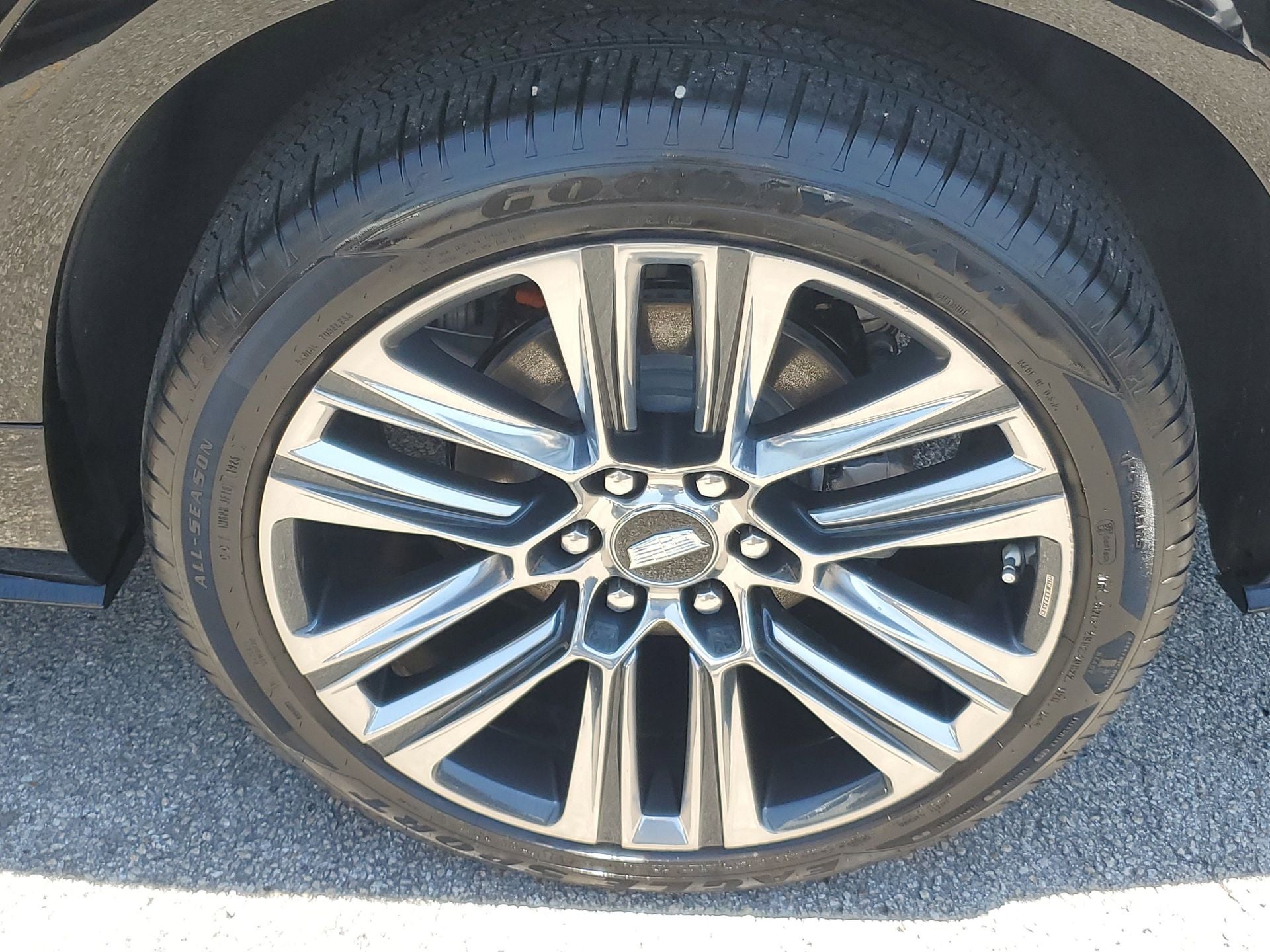 2026 Cadillac VISTIQ Platinum