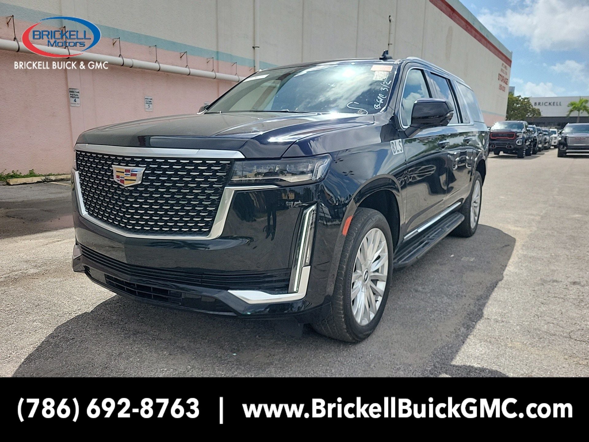 2023 Cadillac Escalade ESV Premium