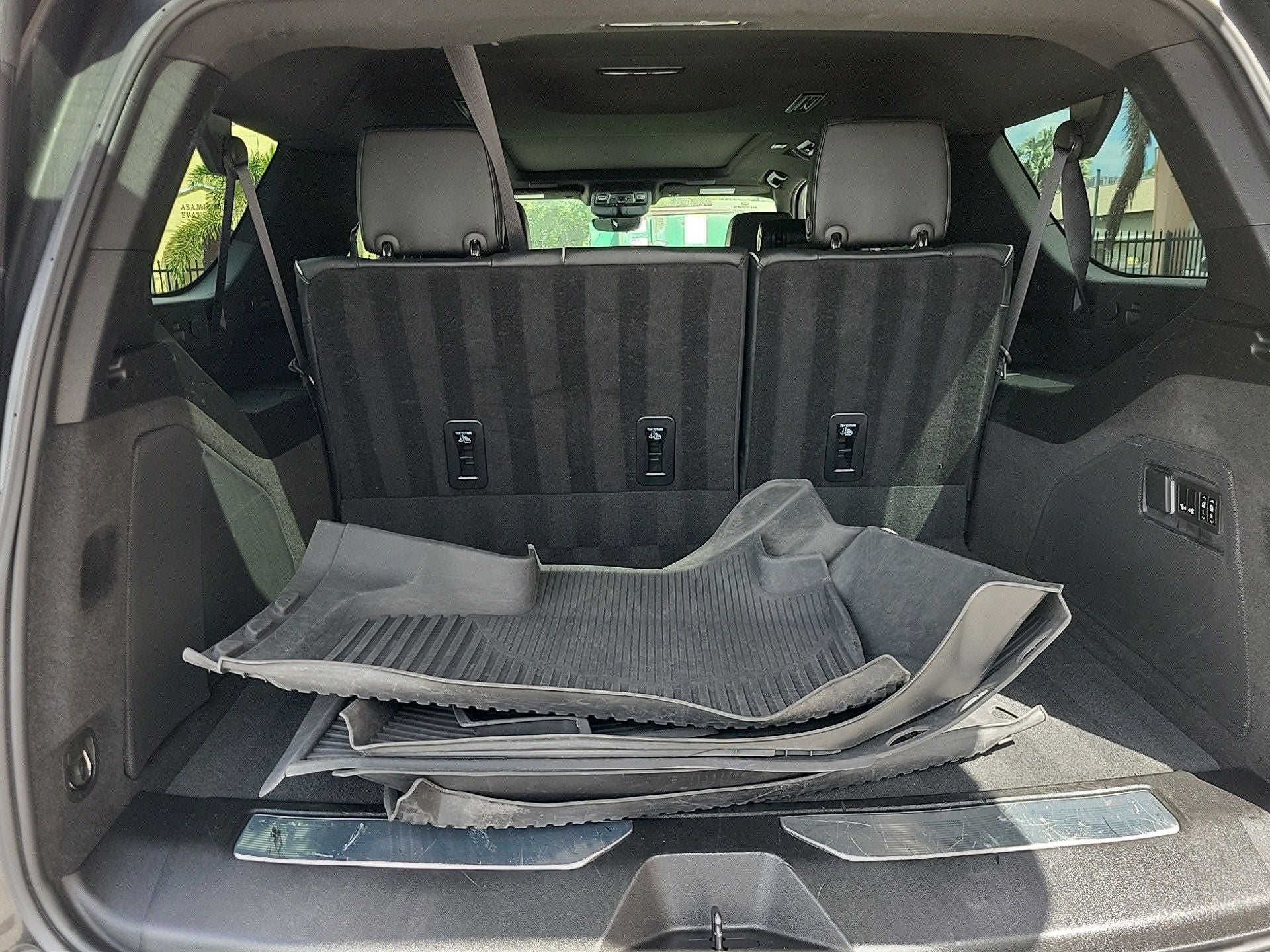 2023 Cadillac Escalade ESV Premium