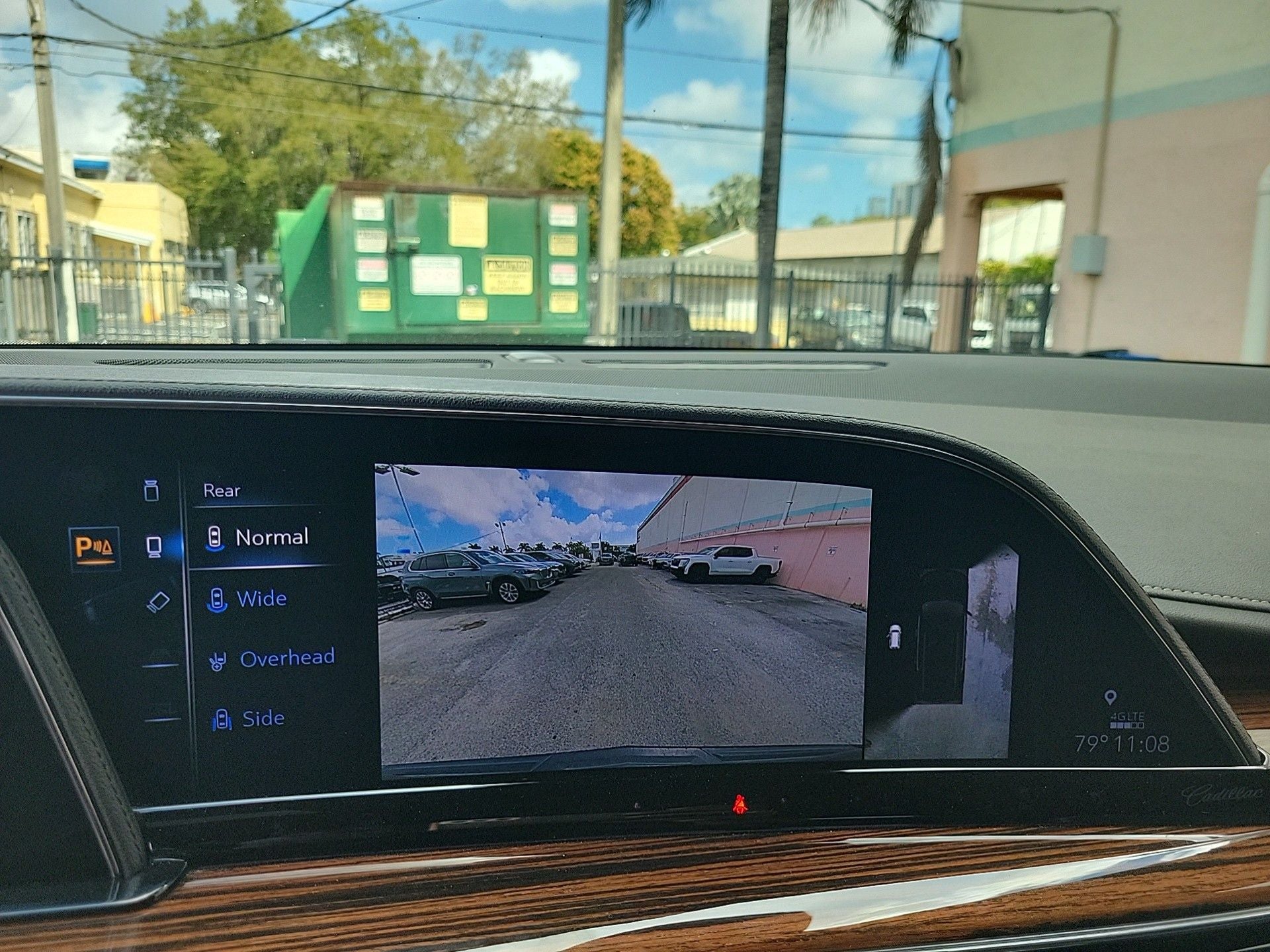 2023 Cadillac Escalade ESV Premium