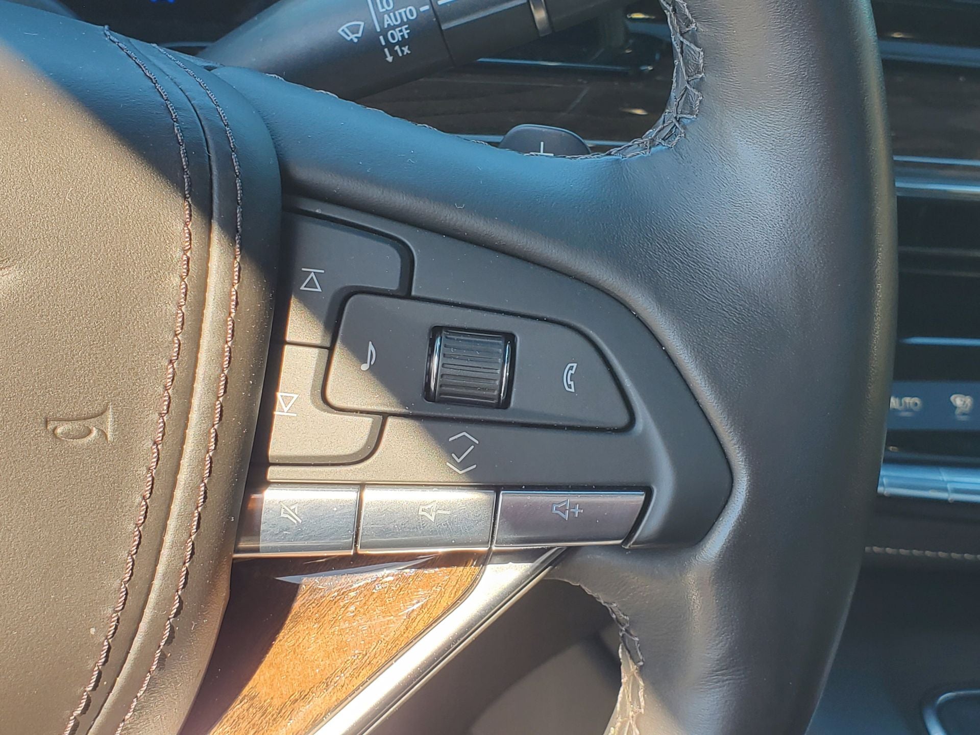 2024 Cadillac Escalade Premium Luxury Platinum