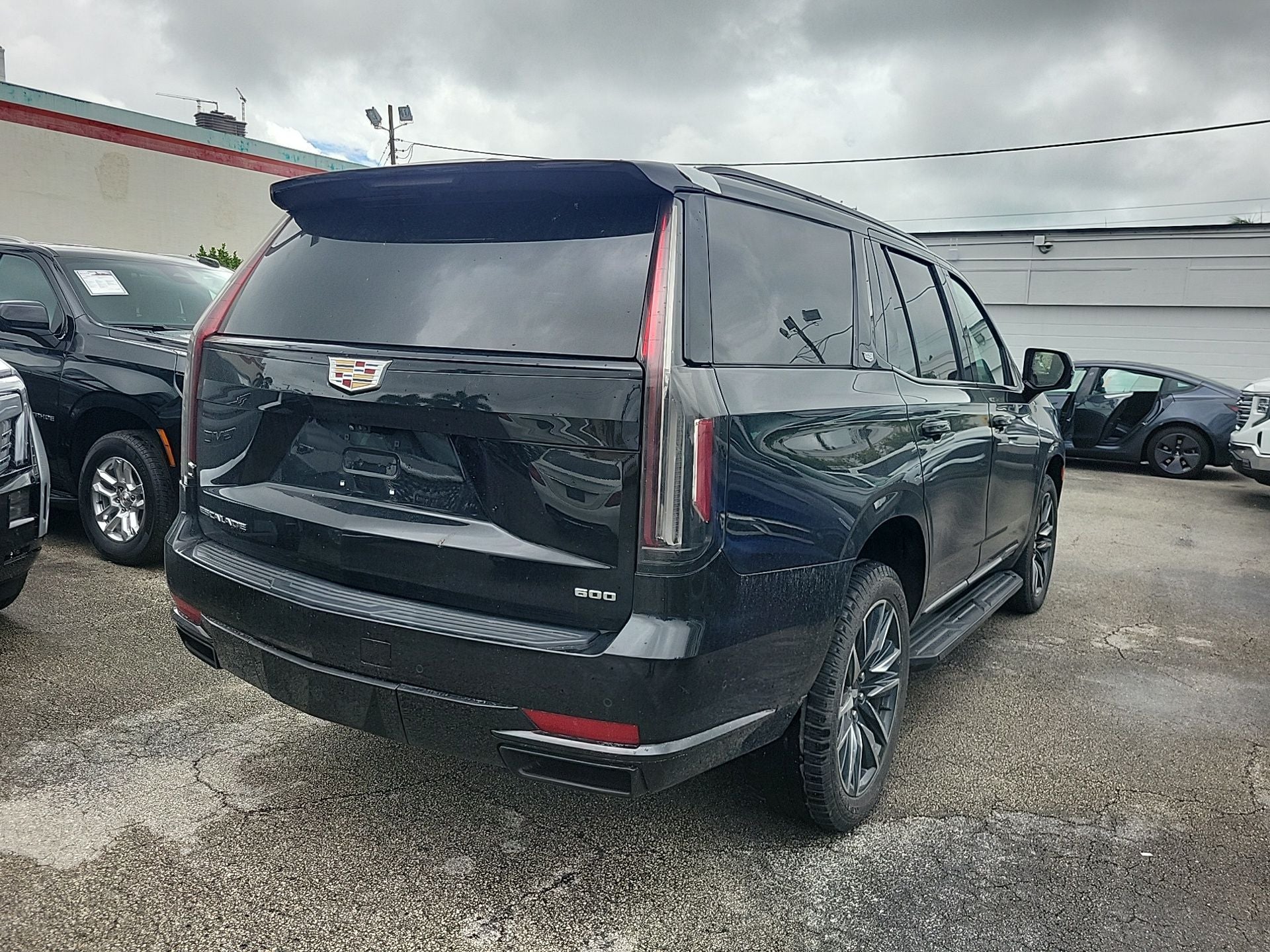 2023 Cadillac Escalade Sport