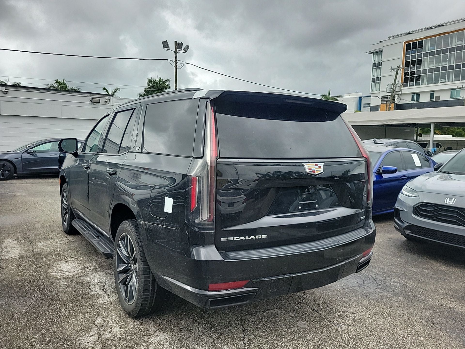 2023 Cadillac Escalade Sport