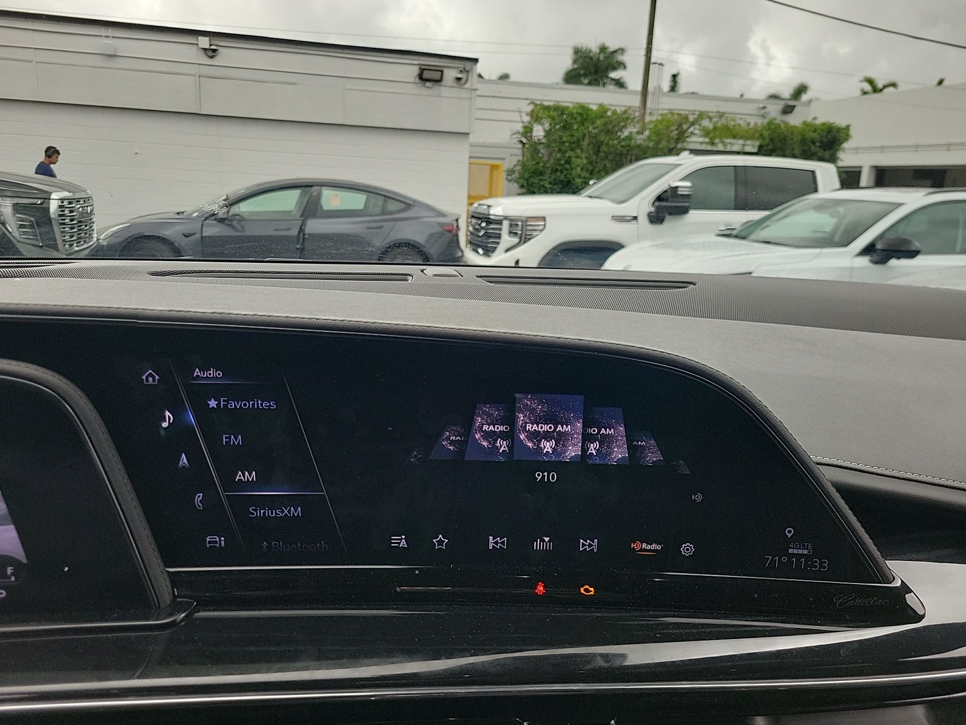 2023 Cadillac Escalade Sport