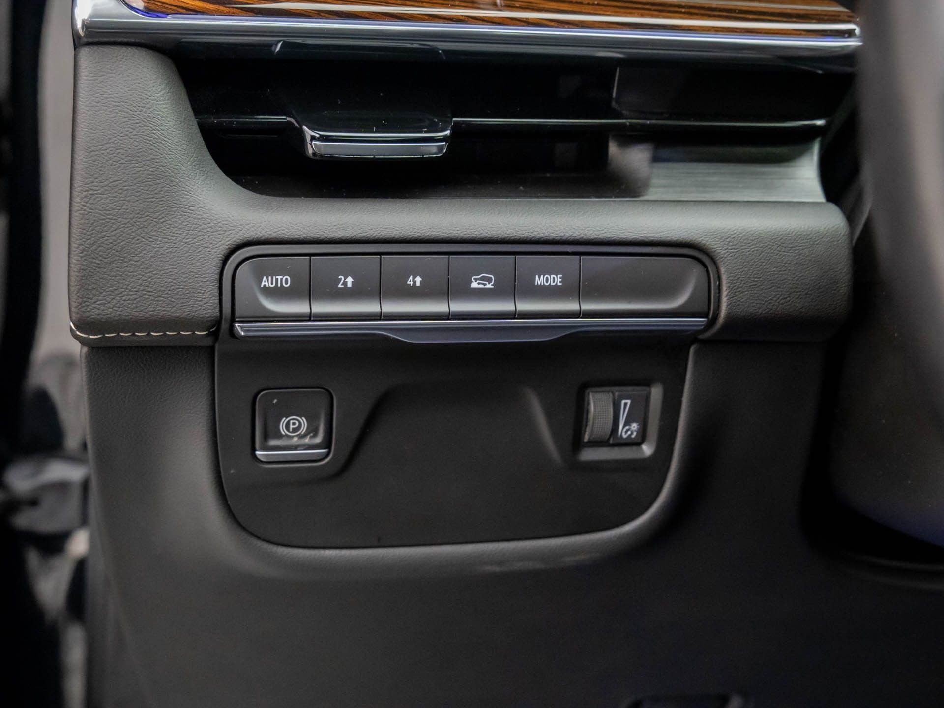 2023 Cadillac Escalade ESV Premium