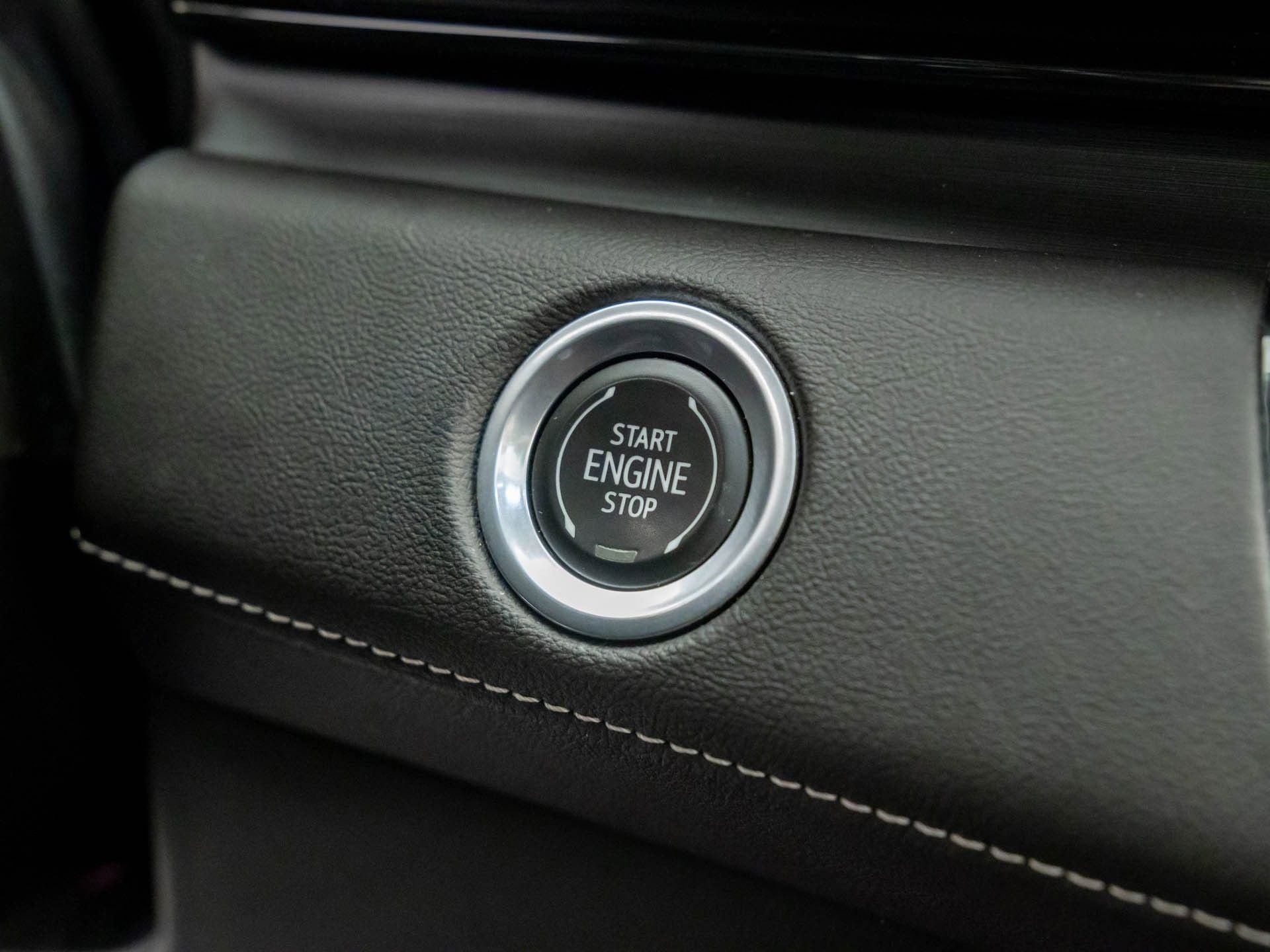 2023 Cadillac Escalade ESV Premium