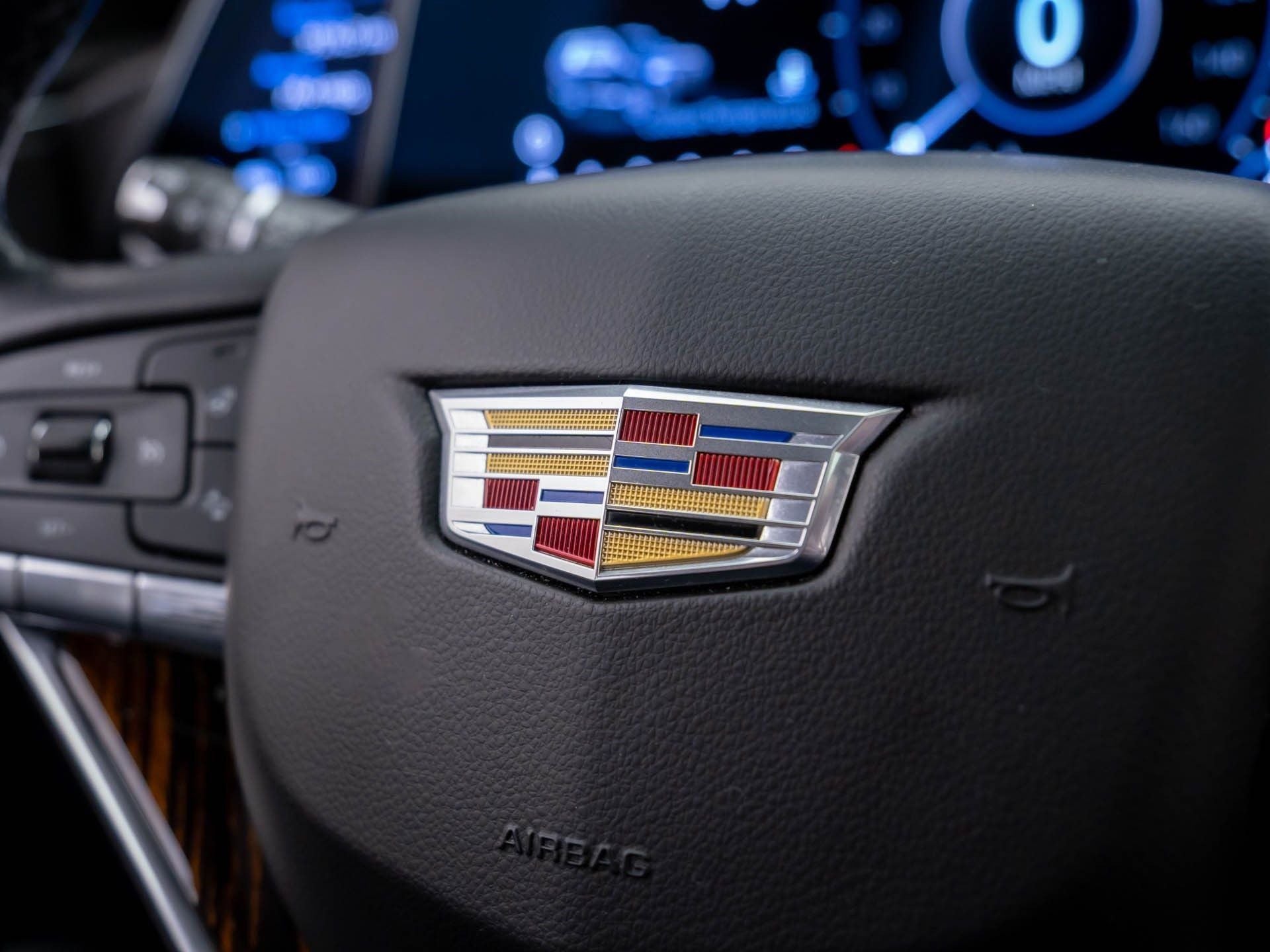 2023 Cadillac Escalade ESV Premium