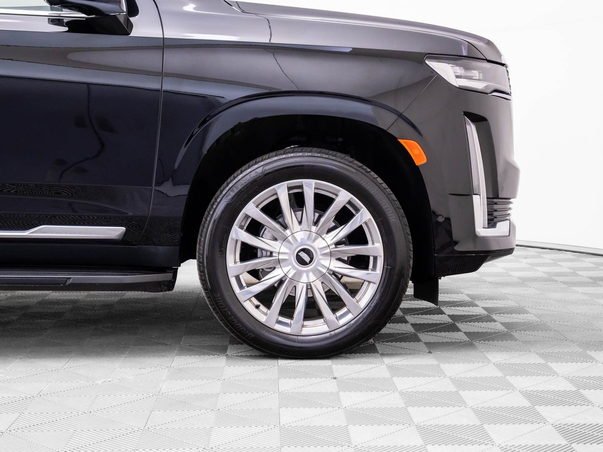 2023 Cadillac Escalade ESV Premium