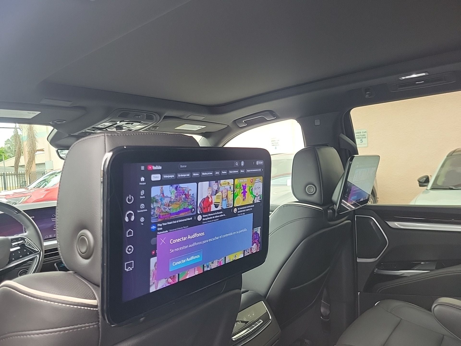 2025 Cadillac Escalade Premium Luxury