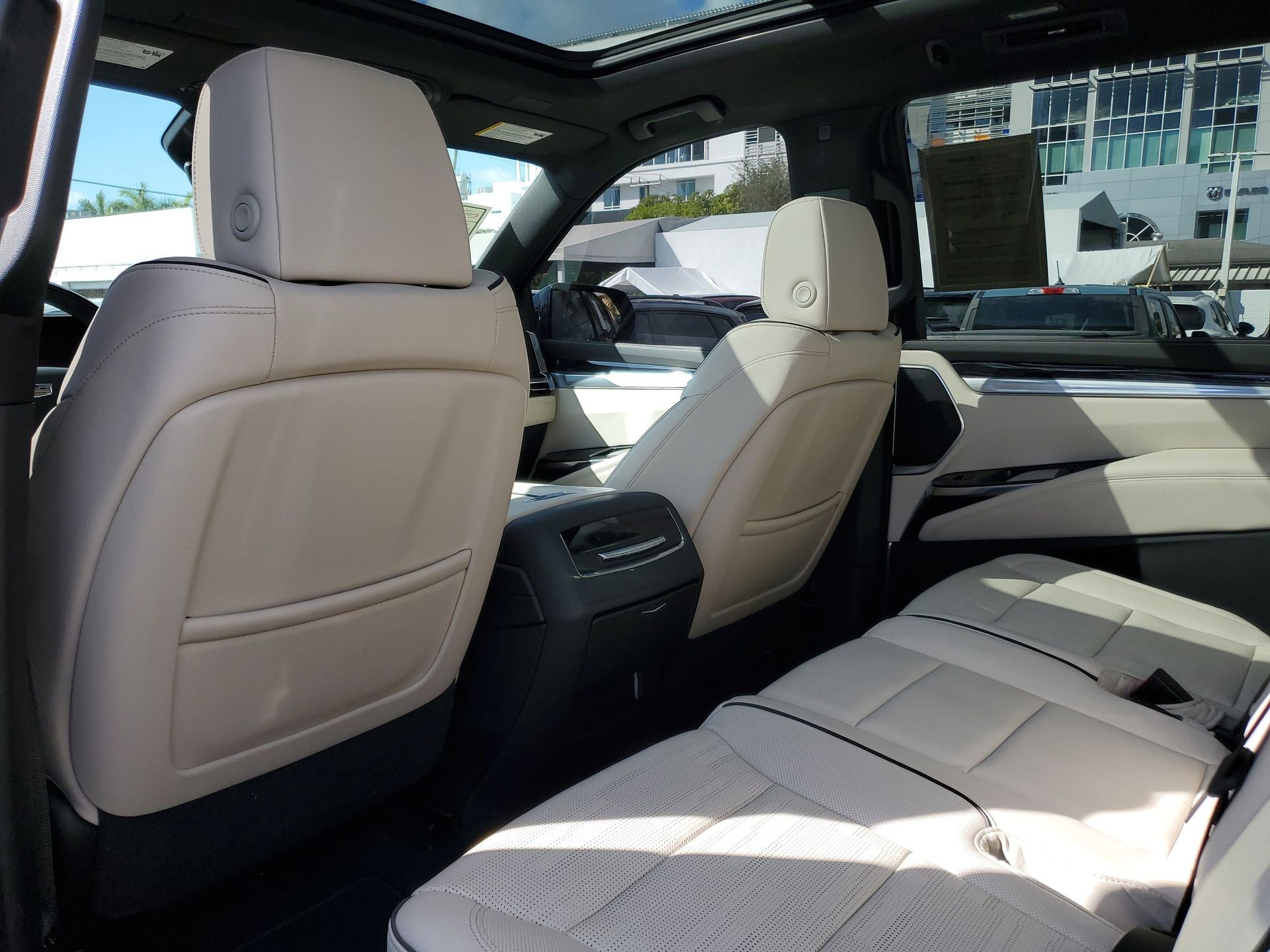 2025 Cadillac Escalade Sport