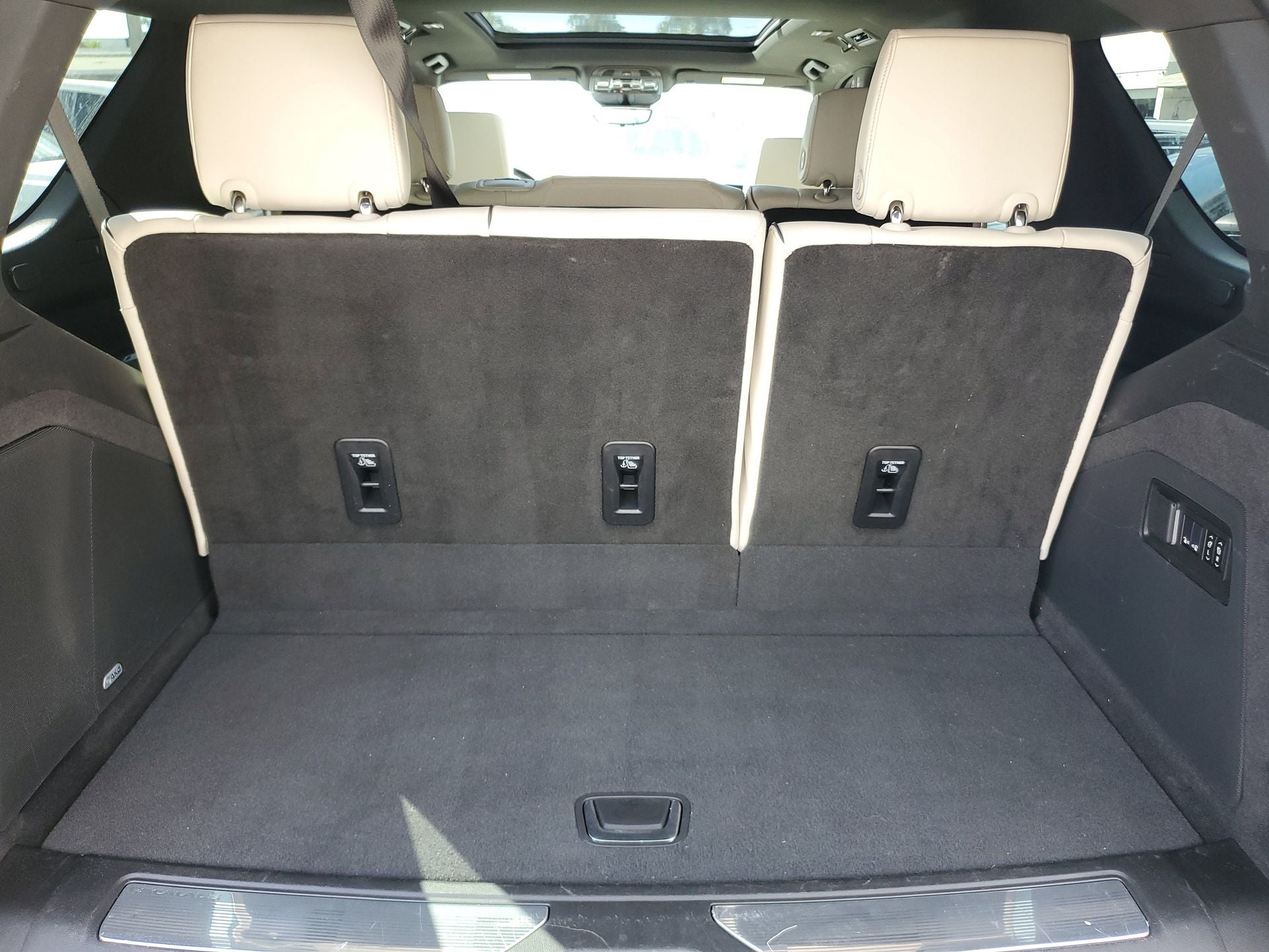 2025 Cadillac Escalade Sport