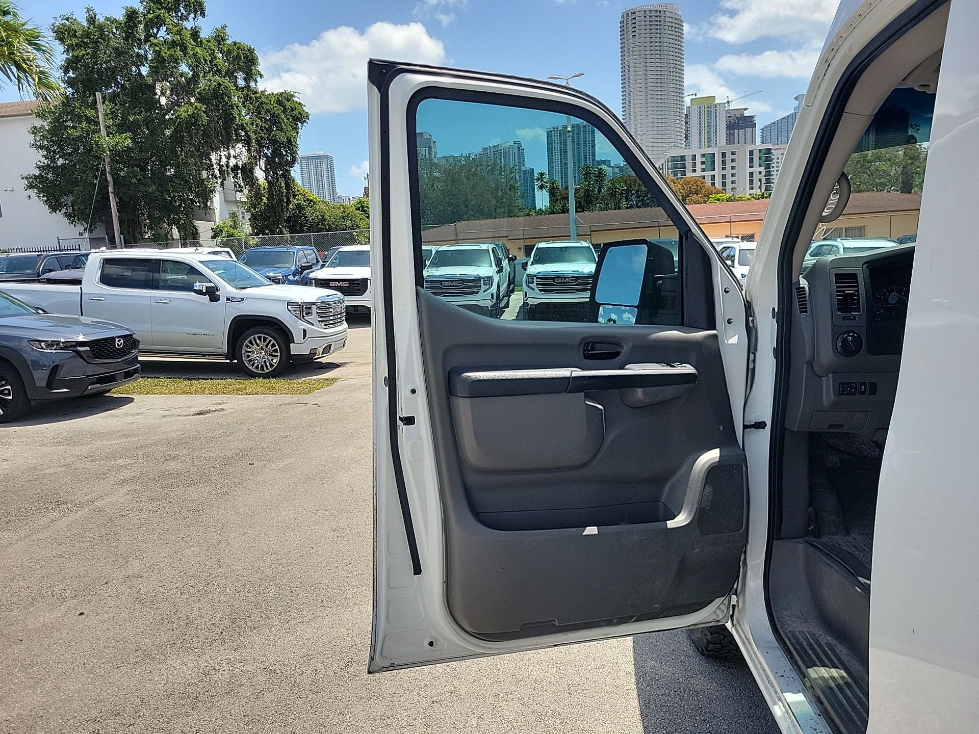 2019 Nissan NV2500 HD SV High Roof