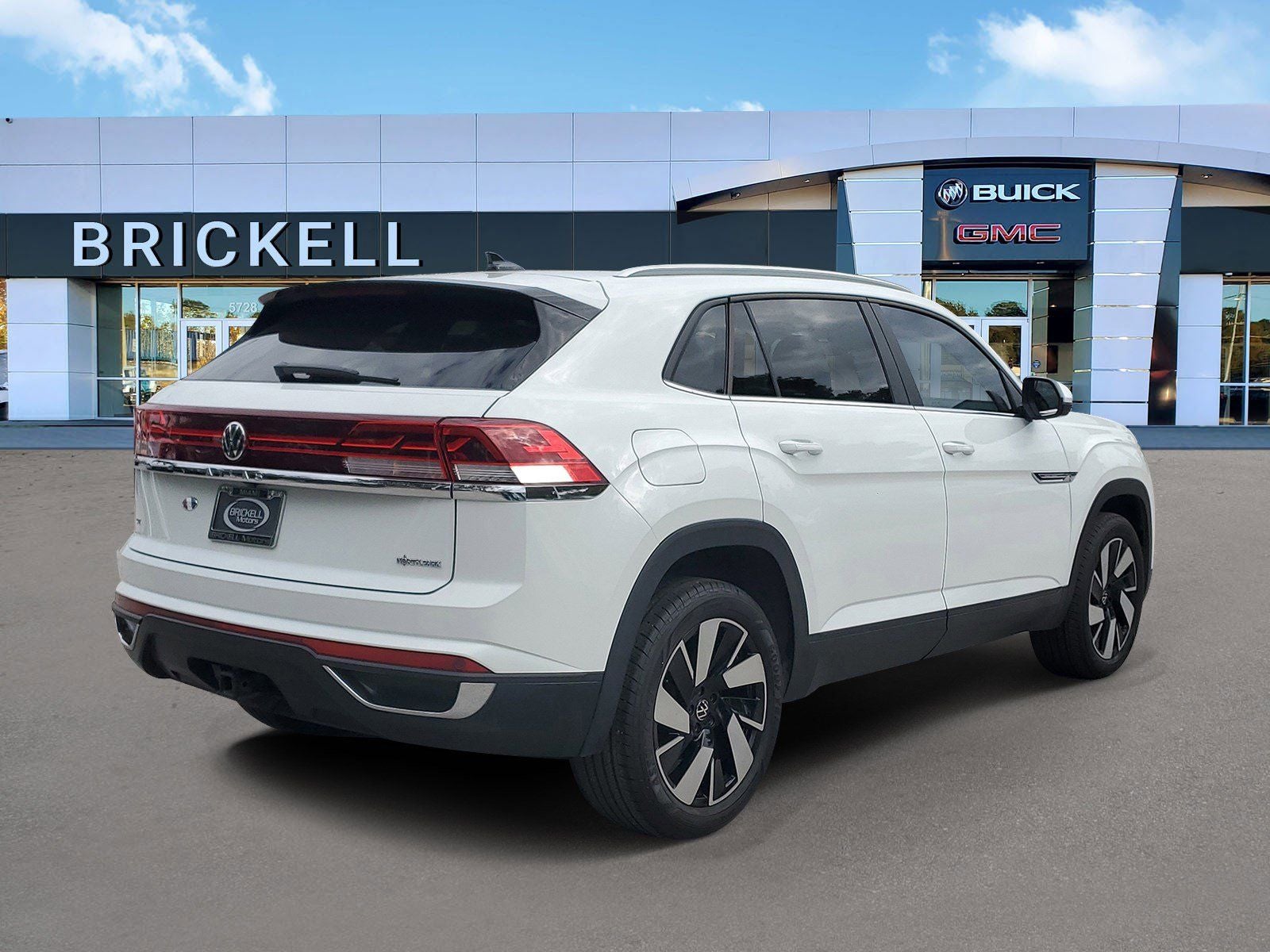 2024 Volkswagen Atlas Cross Sport 2.0T SE w/Technology