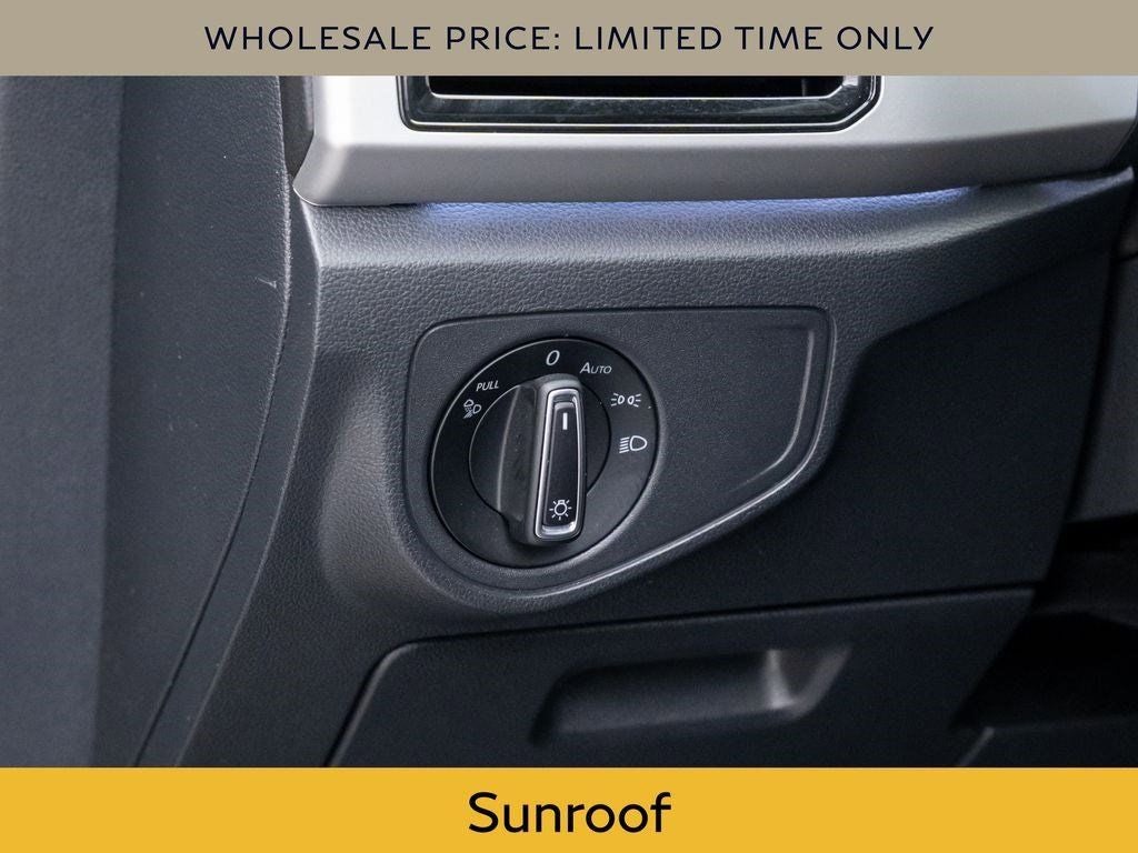 2022 Volkswagen Atlas Cross Sport 2.0T SEL R-Line