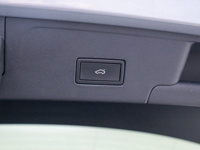 2022 Volkswagen Atlas Cross Sport 2.0T SEL R-Line