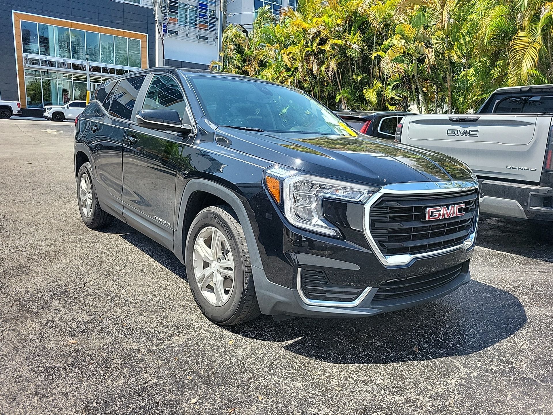 2022 GMC Terrain SLE