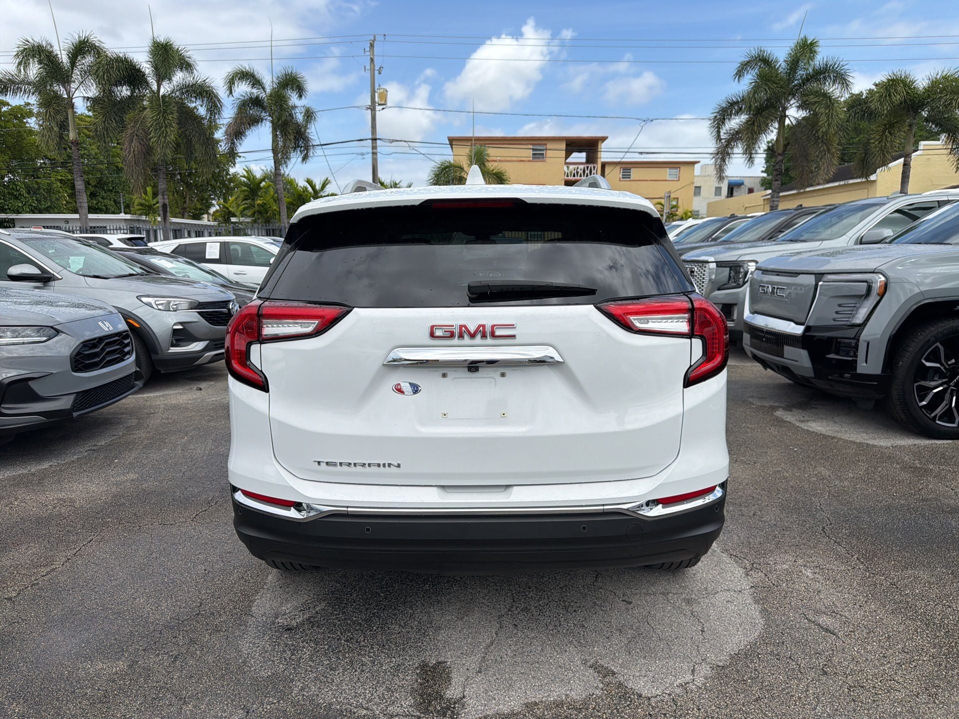 2023 GMC Terrain SLT