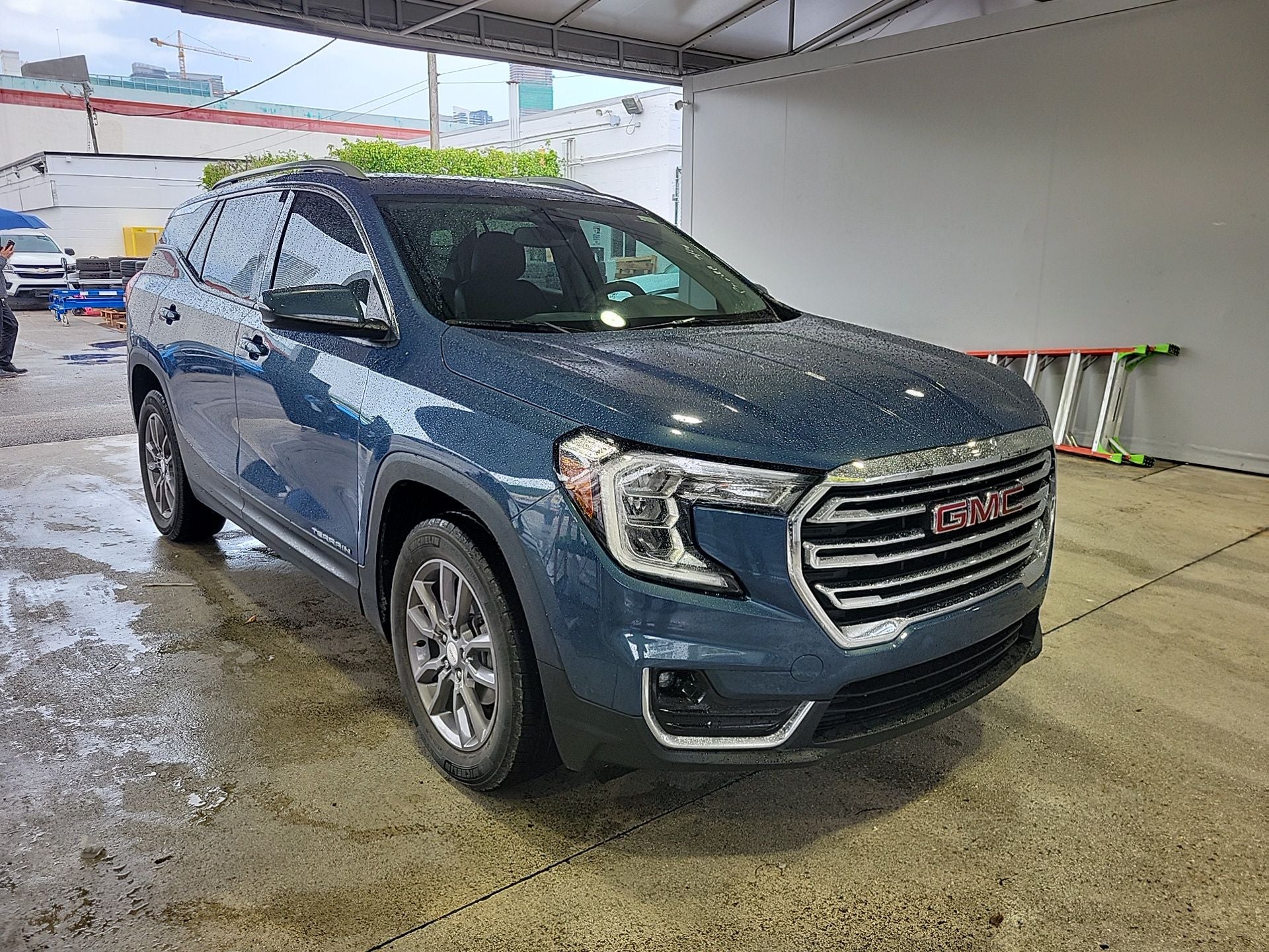 2024 GMC Terrain SLT