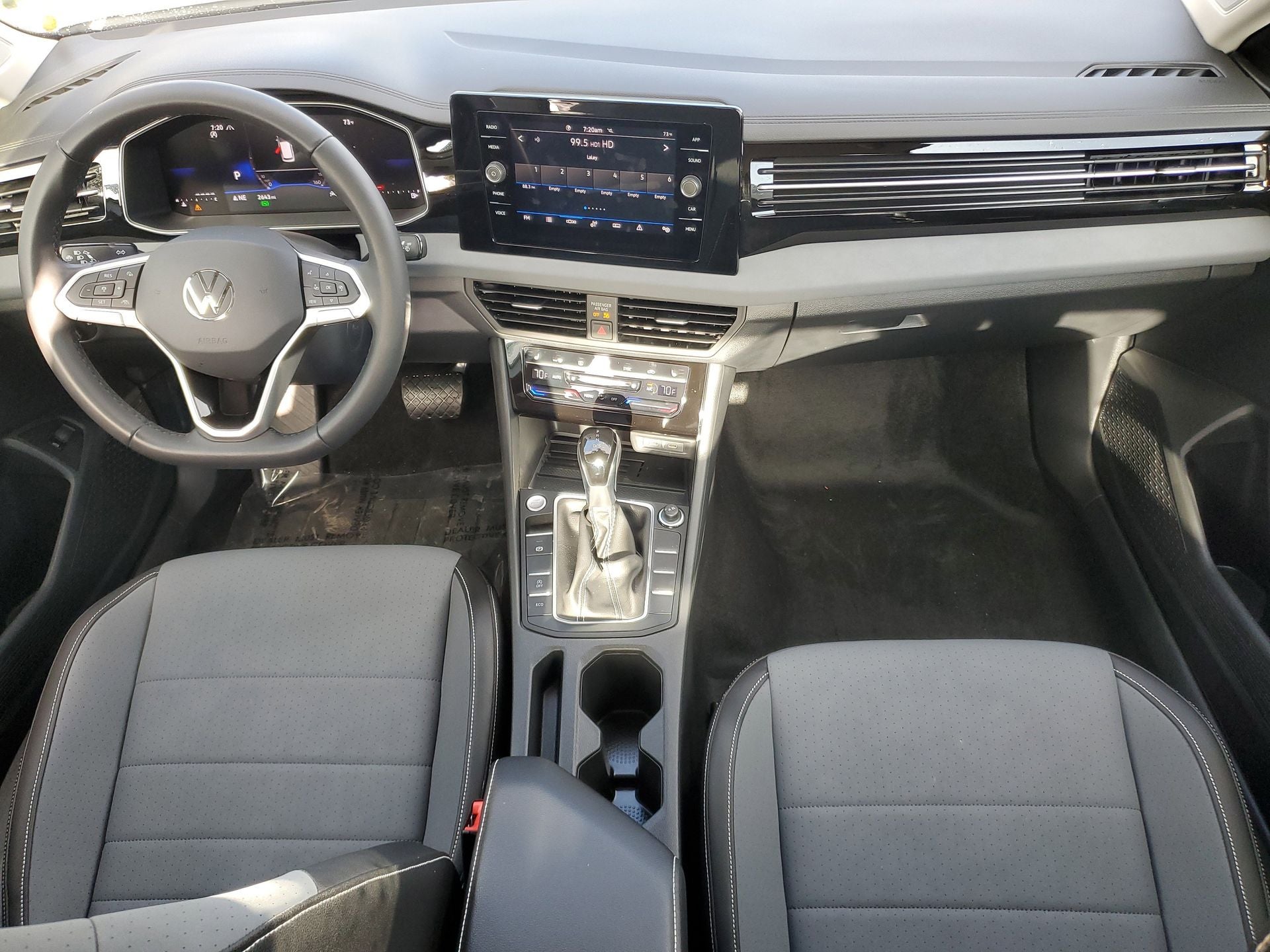 2025 Volkswagen Jetta 1.5T SE