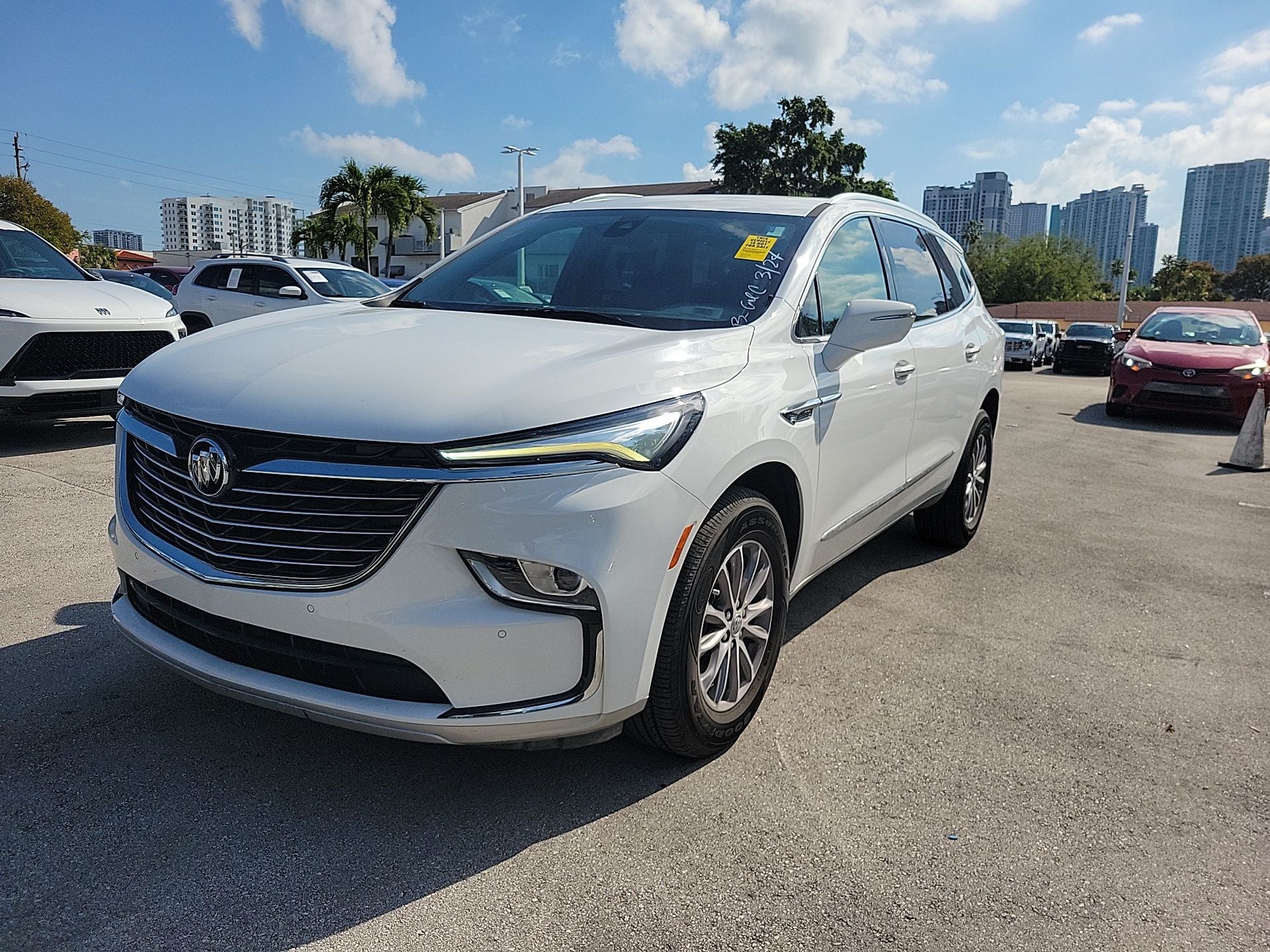 2023 Buick Enclave Essence