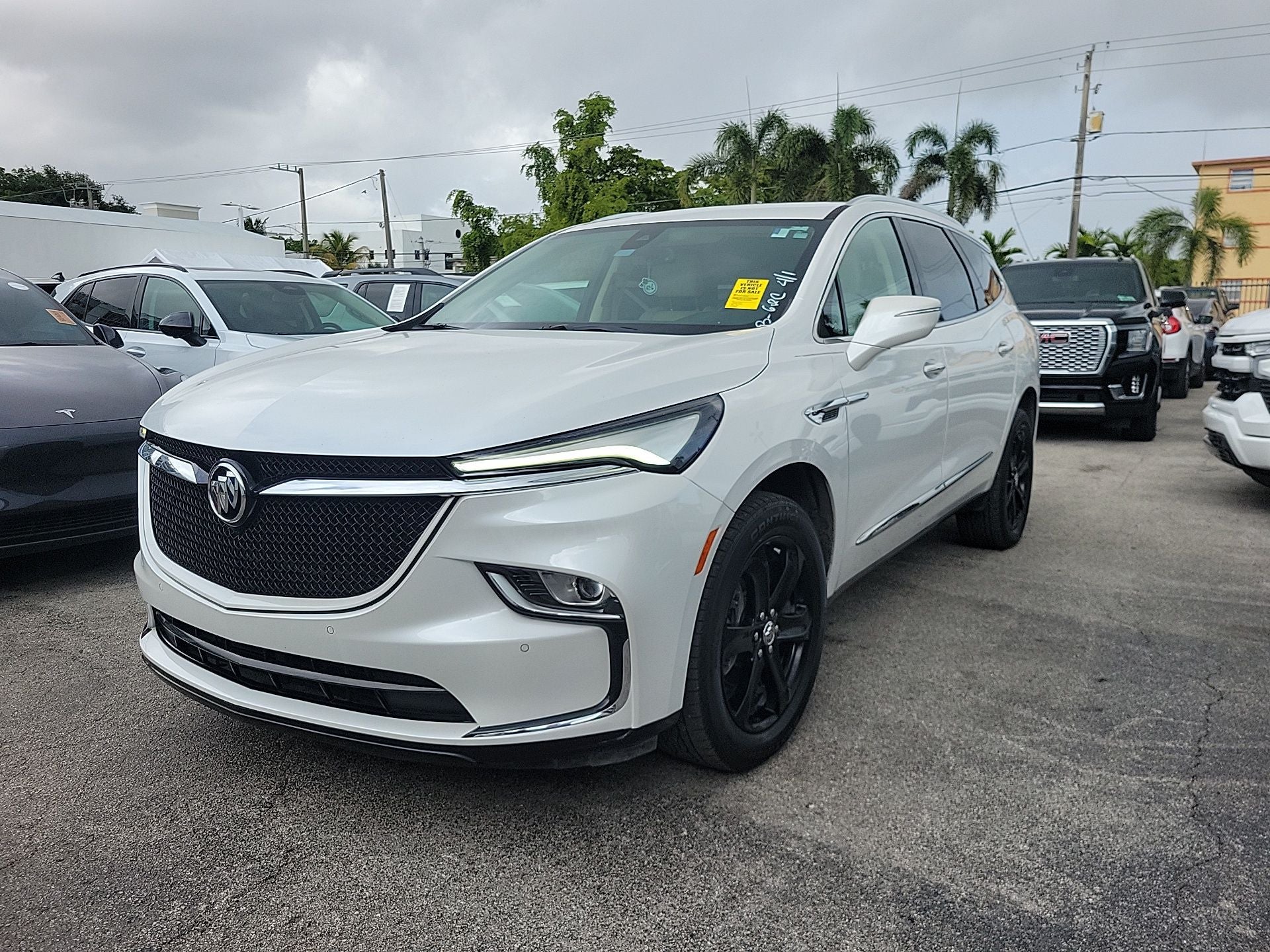 2023 Buick Enclave Essence
