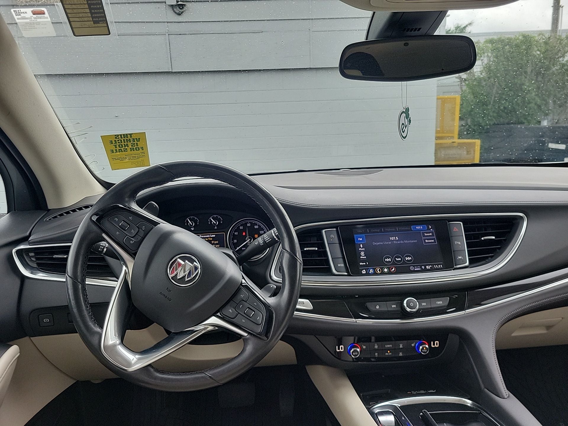 2023 Buick Enclave Essence