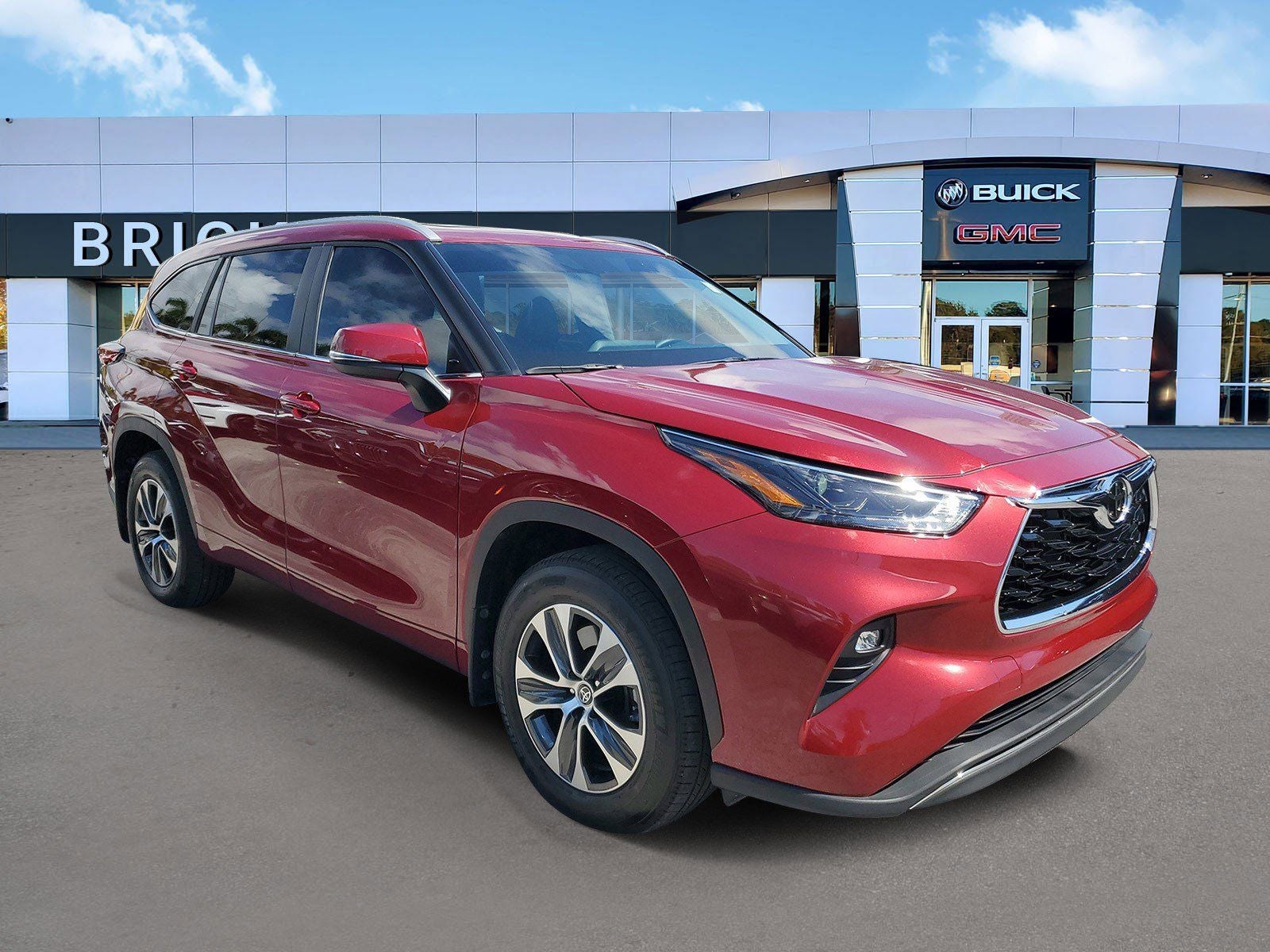 2025 Toyota Highlander LE