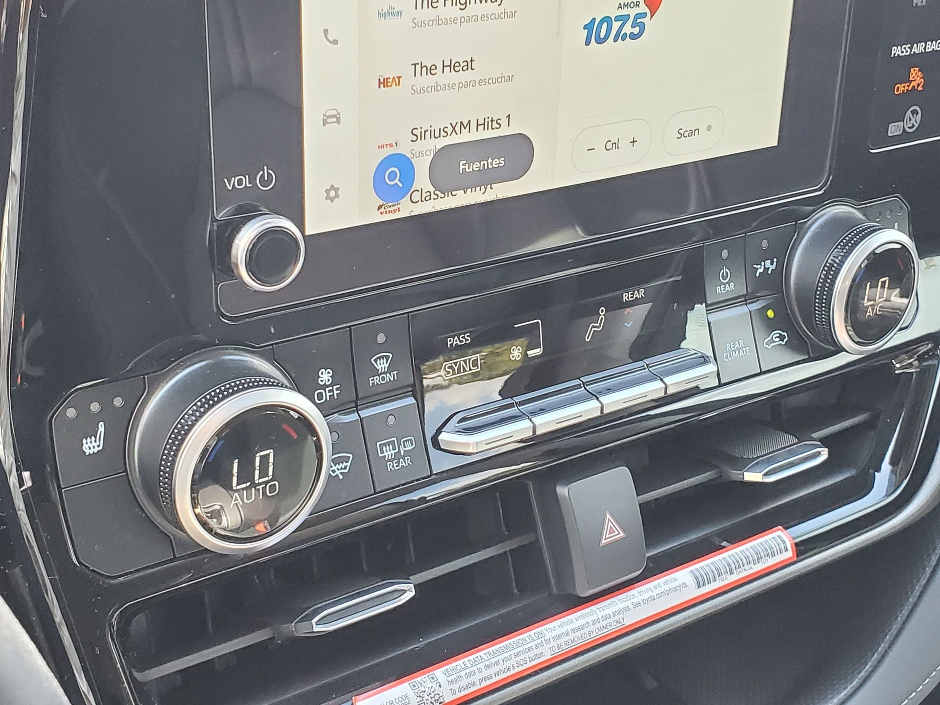 2025 Toyota Highlander LE