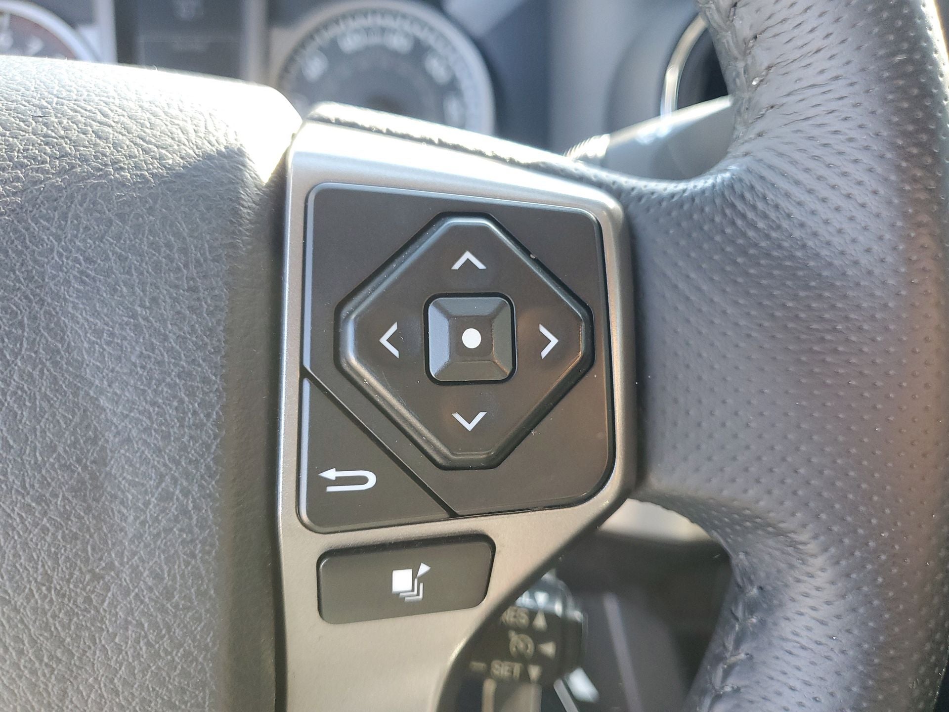 2017 Toyota Tacoma SR5 V6