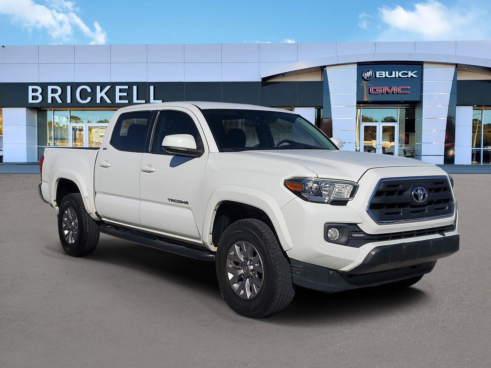 2017 Toyota Tacoma SR5 V6
