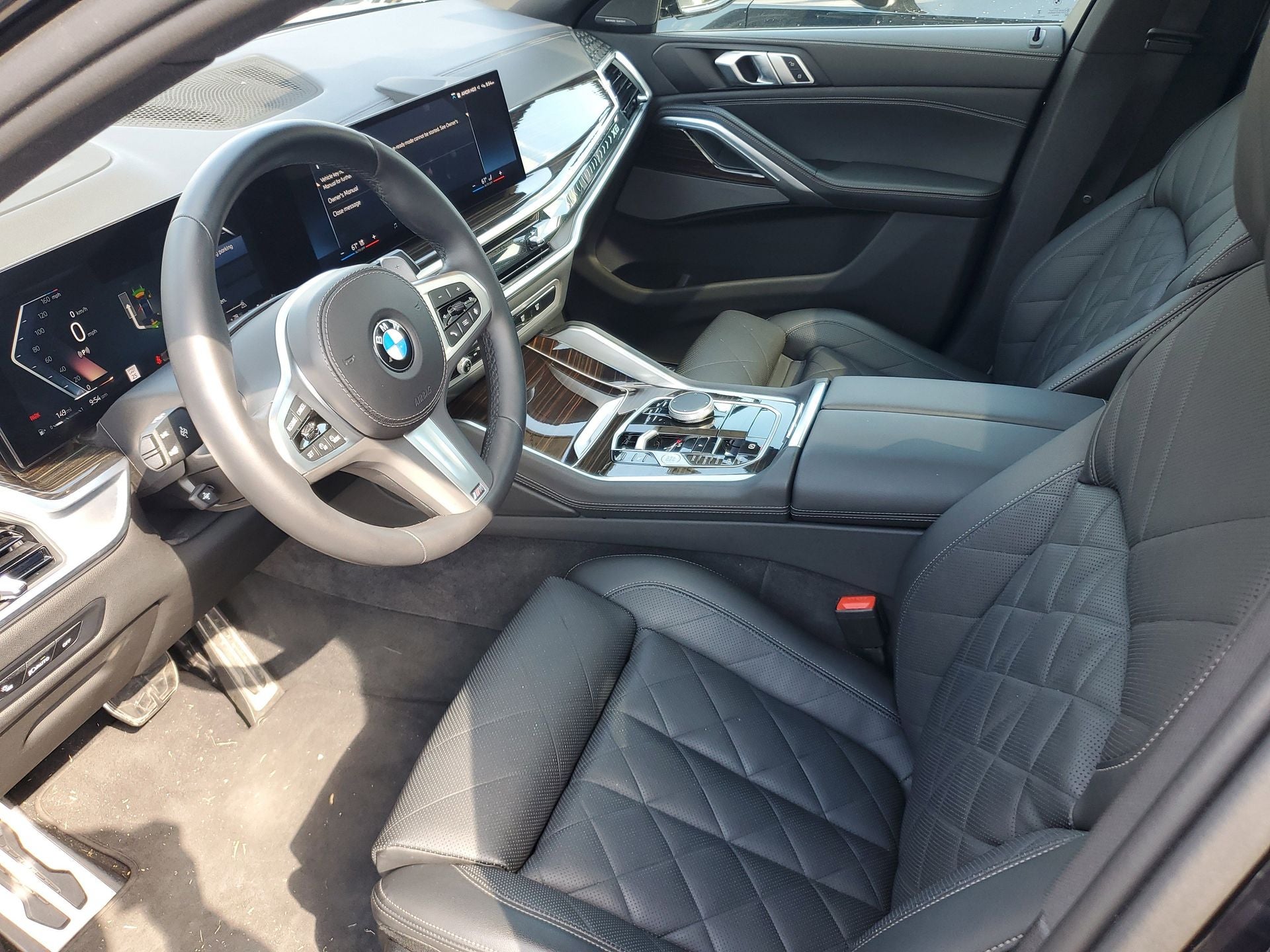 2024 BMW X6 xDrive40i