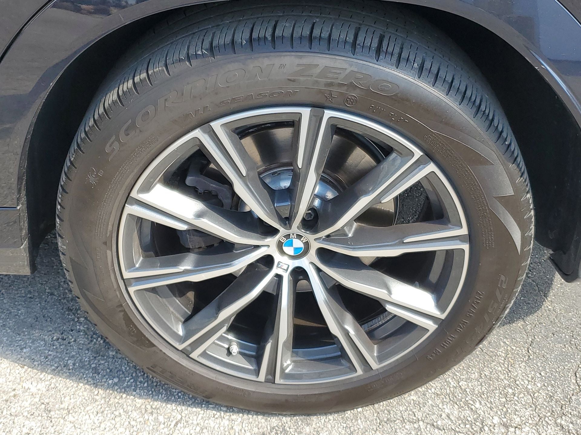 2024 BMW X6 xDrive40i