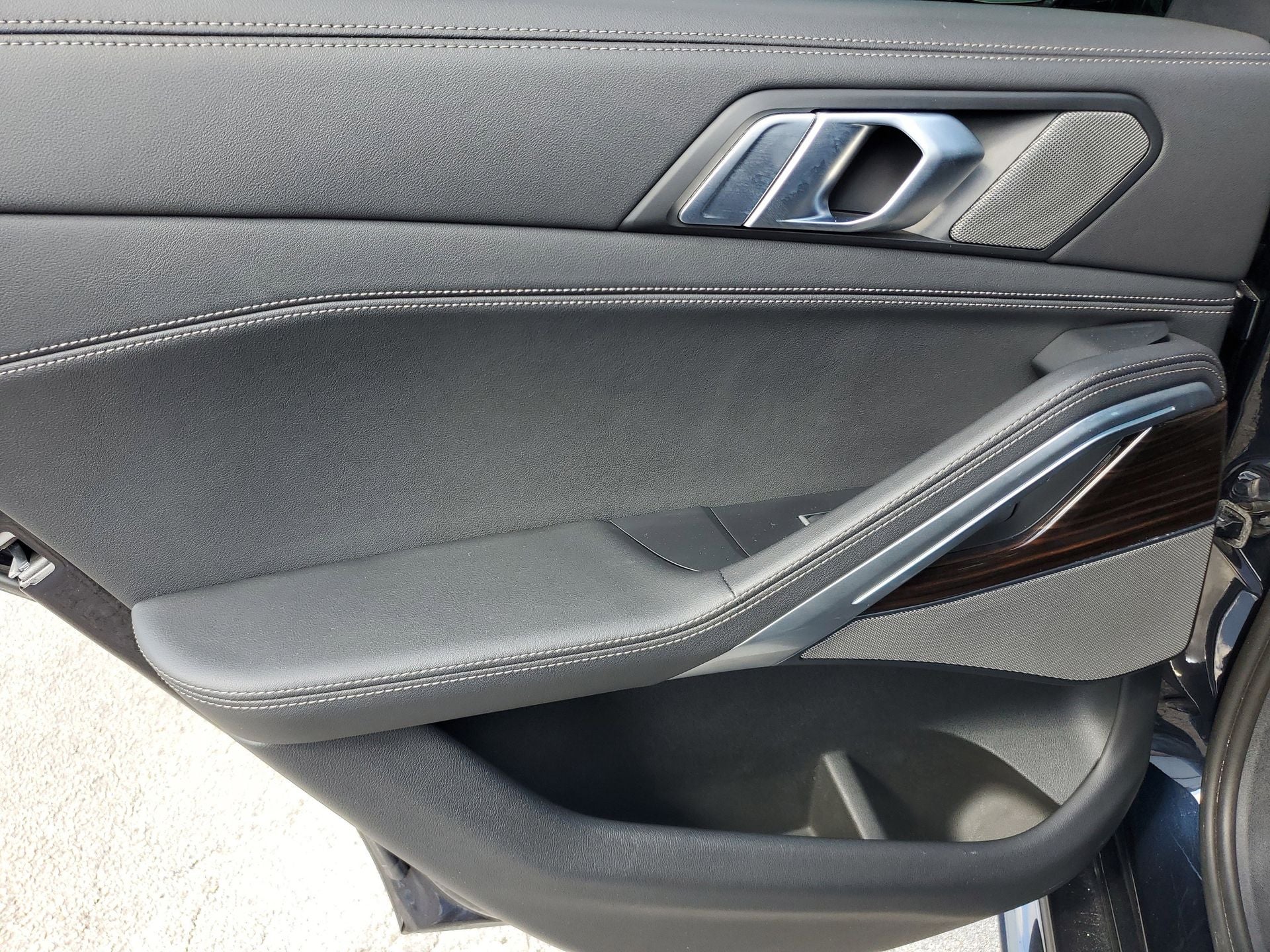 2024 BMW X6 xDrive40i